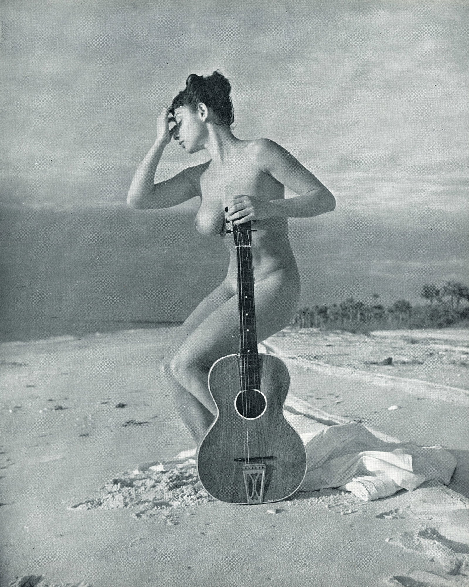 Nude by Andre de Dienes. C1954: From Andre de Dienes Art Collection, printed by Ondori-sha Publishing Co. Dienes was American-Hungarian photographer famous for nude photography and photographs of a young Marilyn Monroe. 9.375 x 7.75