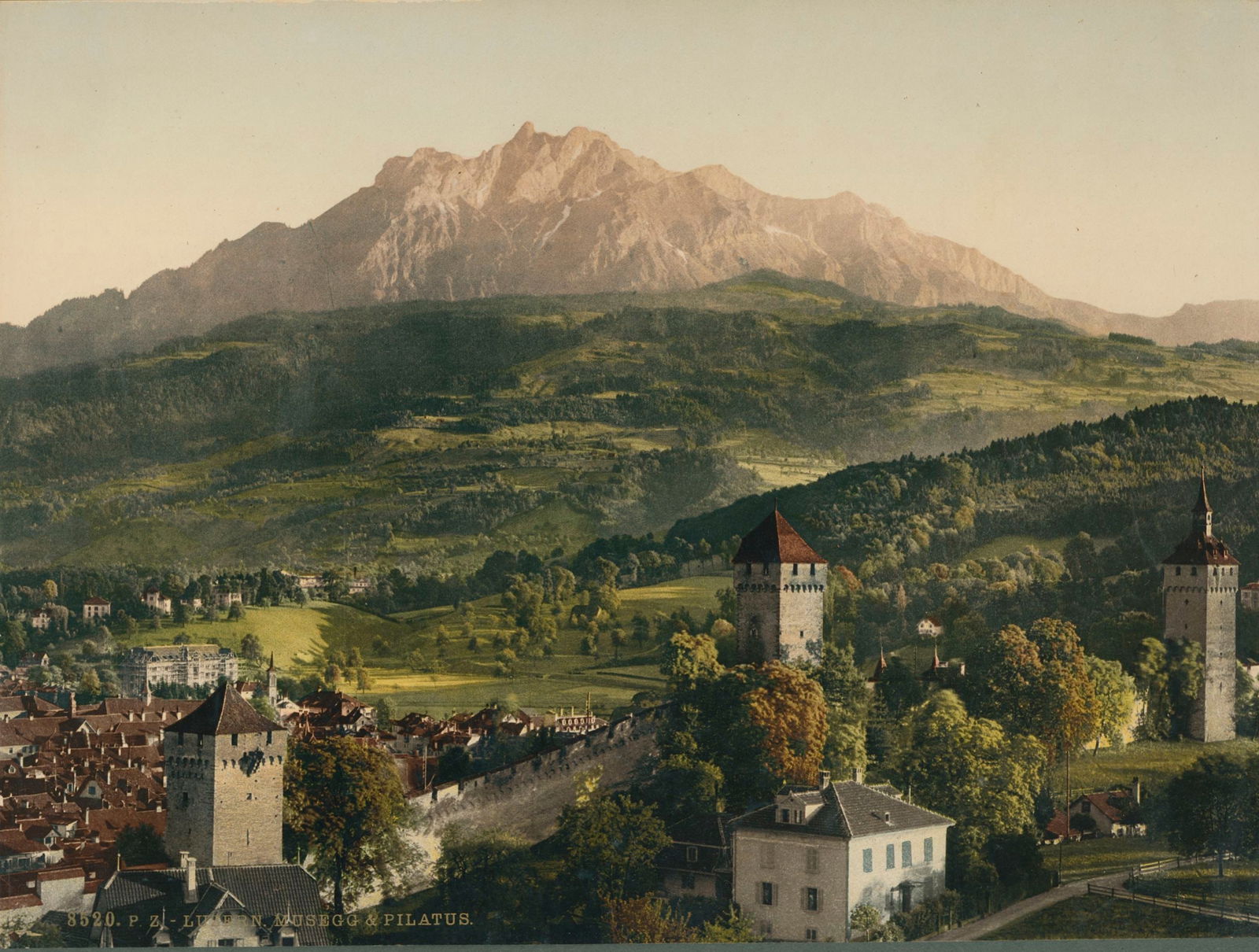 Lucern, Schweizerhofquai - 2