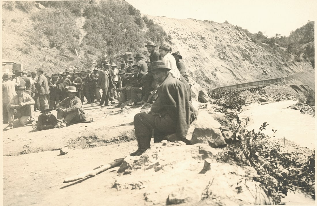 BOLIVIA. 2 Photographs of Svendsen Rigging and Construction Gang. C1918: 2 photograph Svendsen Rigging and Construction Gang. C1918. Bolivia. Good contrast and tonality. 3.875 x 6 in. each