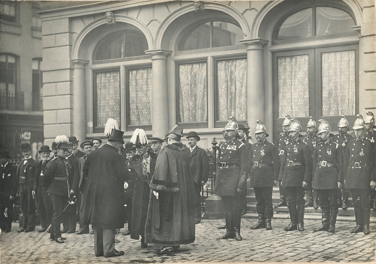 Old Indian Veterans. C1905: Earl Roberts inspecting the Old Indian Veterans. C1905 in Windsor. Good contrast and tonality. 5.75 x 8 in. Reverse: Princess Christian and Princess Victoria of Schleswig-Holstein in Windsor. 6 x 8