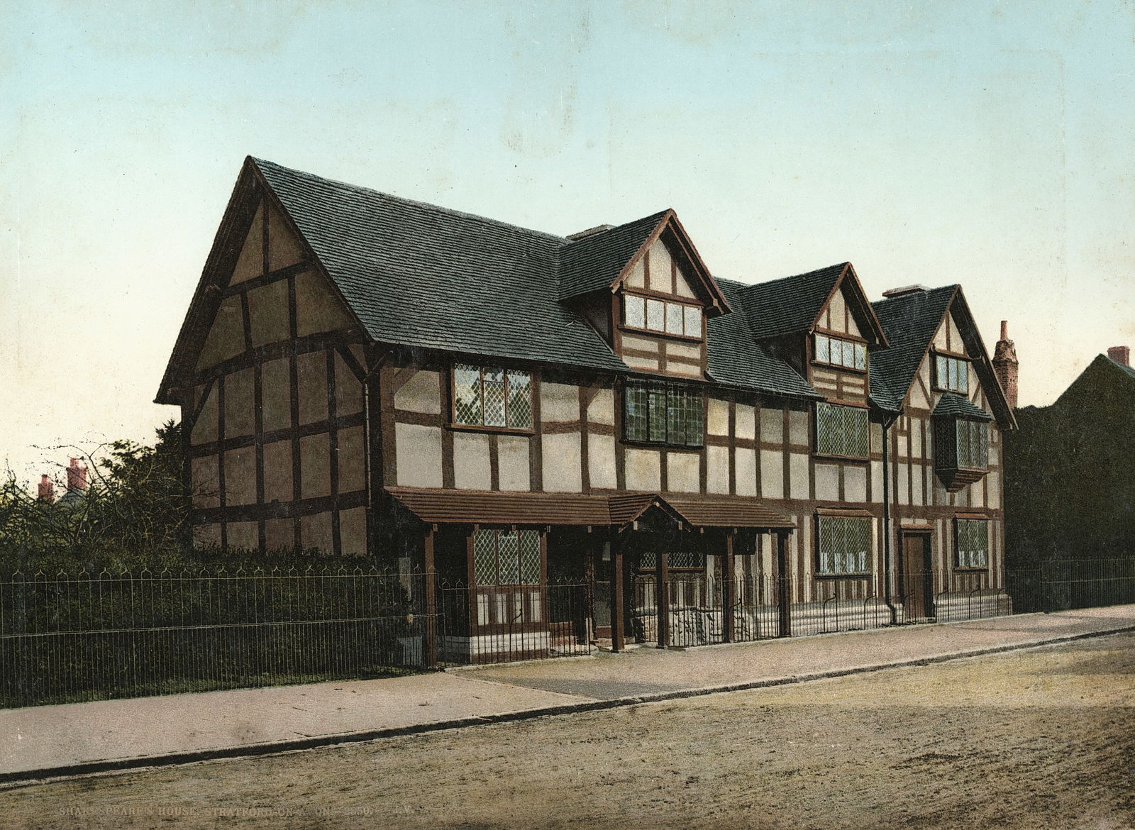 Photochrome - Shakespeare's House, Stratford-on-Avon. c1900: Shakespeare's House, Stratford-on-Avon. C1900. By James Valentine. 7.25 x 10 in. Reverse: Albumen photograph of Chatsworth House. 5.125 x 8 in. and photograph of Kenilworth Castle. 3.875 x 6 in.