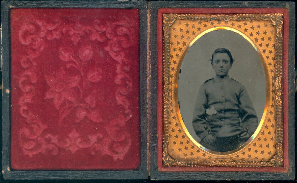 Ninth plate ambrotype of Boy in Civli War Uniform (1 of 1)