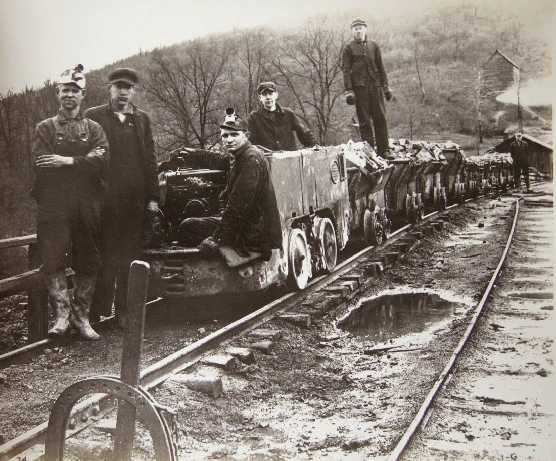 Industrial Photograph Album - Geo. D. Whitcomb Co, (1 of 10)