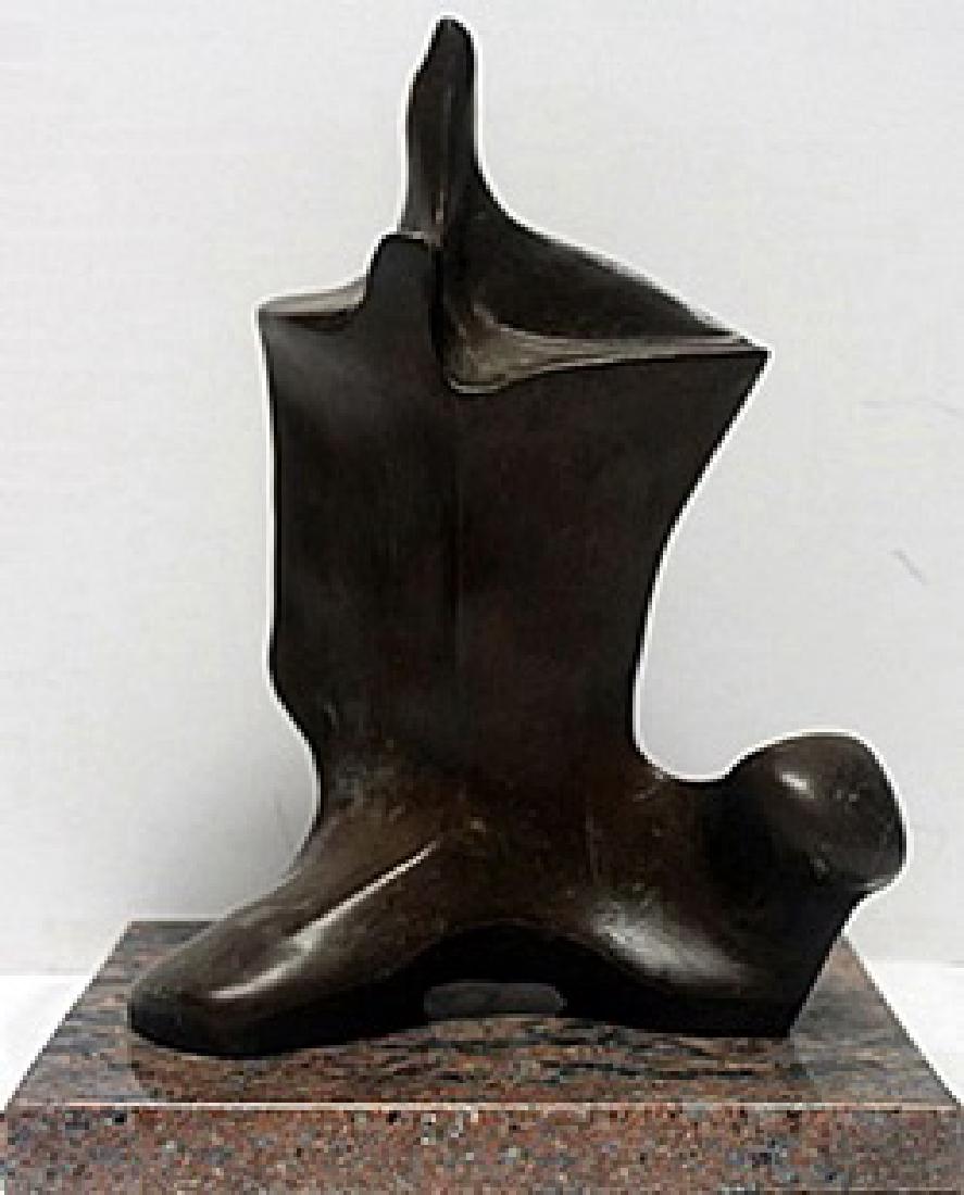 Bronze Sculpture - Henry Moore: Old recast bronze Sculpture, bears the signature and Numberd, Comes with Marble Base, Size Approx. 10" x 8" x 7" in.