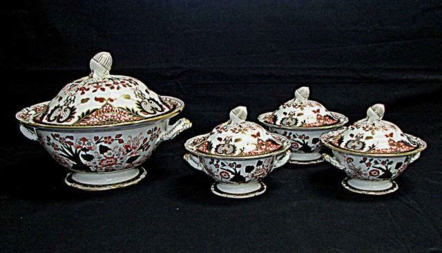 193 Pc. Royal Crown Derby China  Kings Imari 383 (1 of 4)