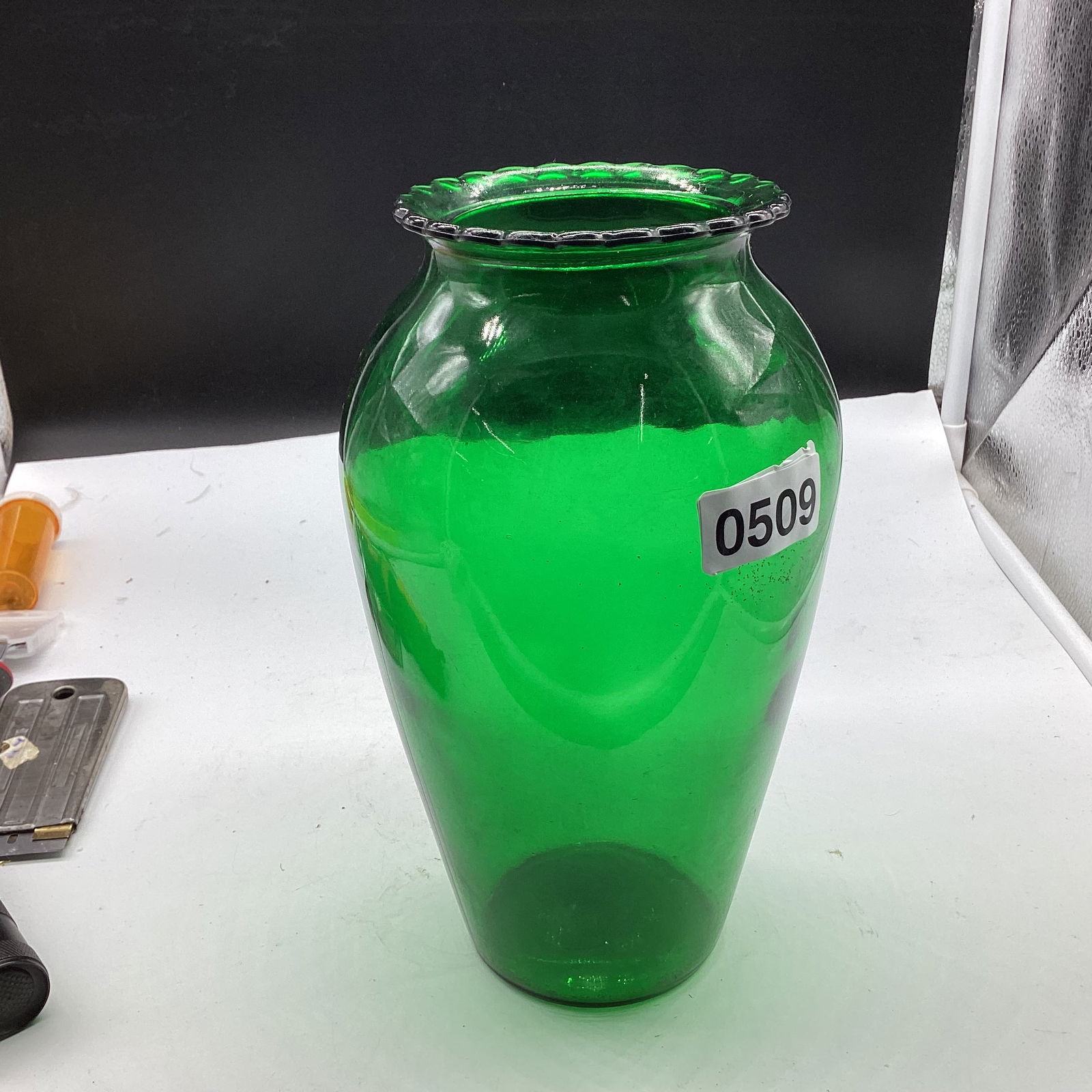 DEPRESSION FOREST GREEN VASE: 9" TALL GOOD SHAPE