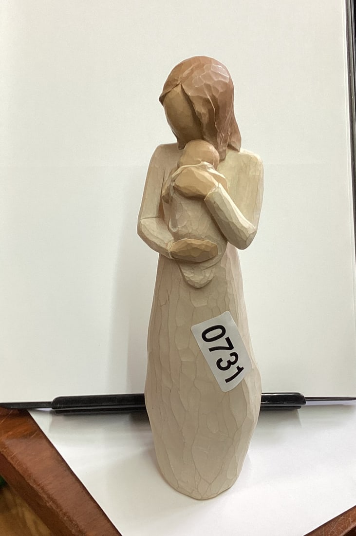 HAND CARVED WILLOW TREE ANGEL OF MINE FIGURINE (1 of 1)