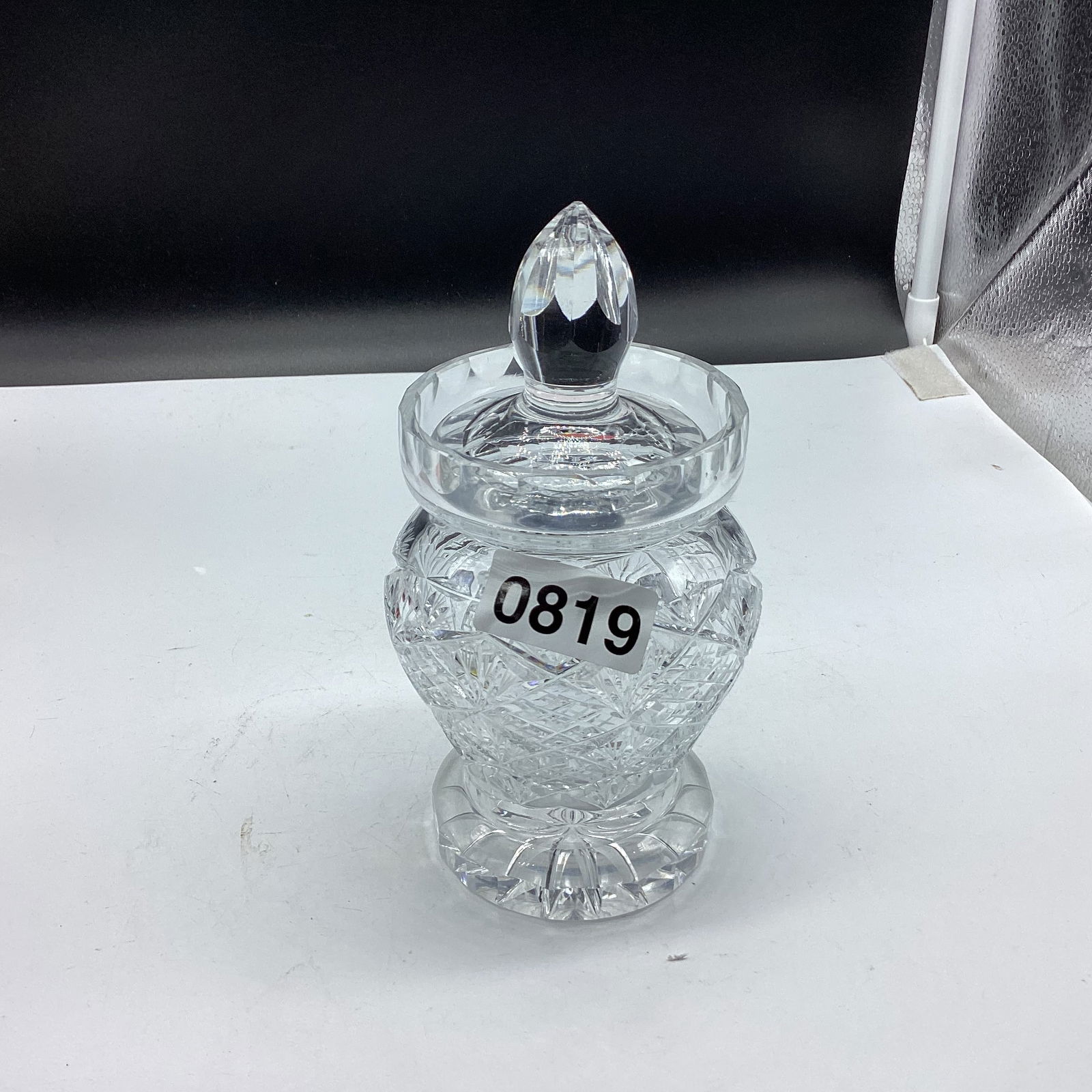 LEAD CRYSTAL JELLY OR JAM JAR (1 of 1)