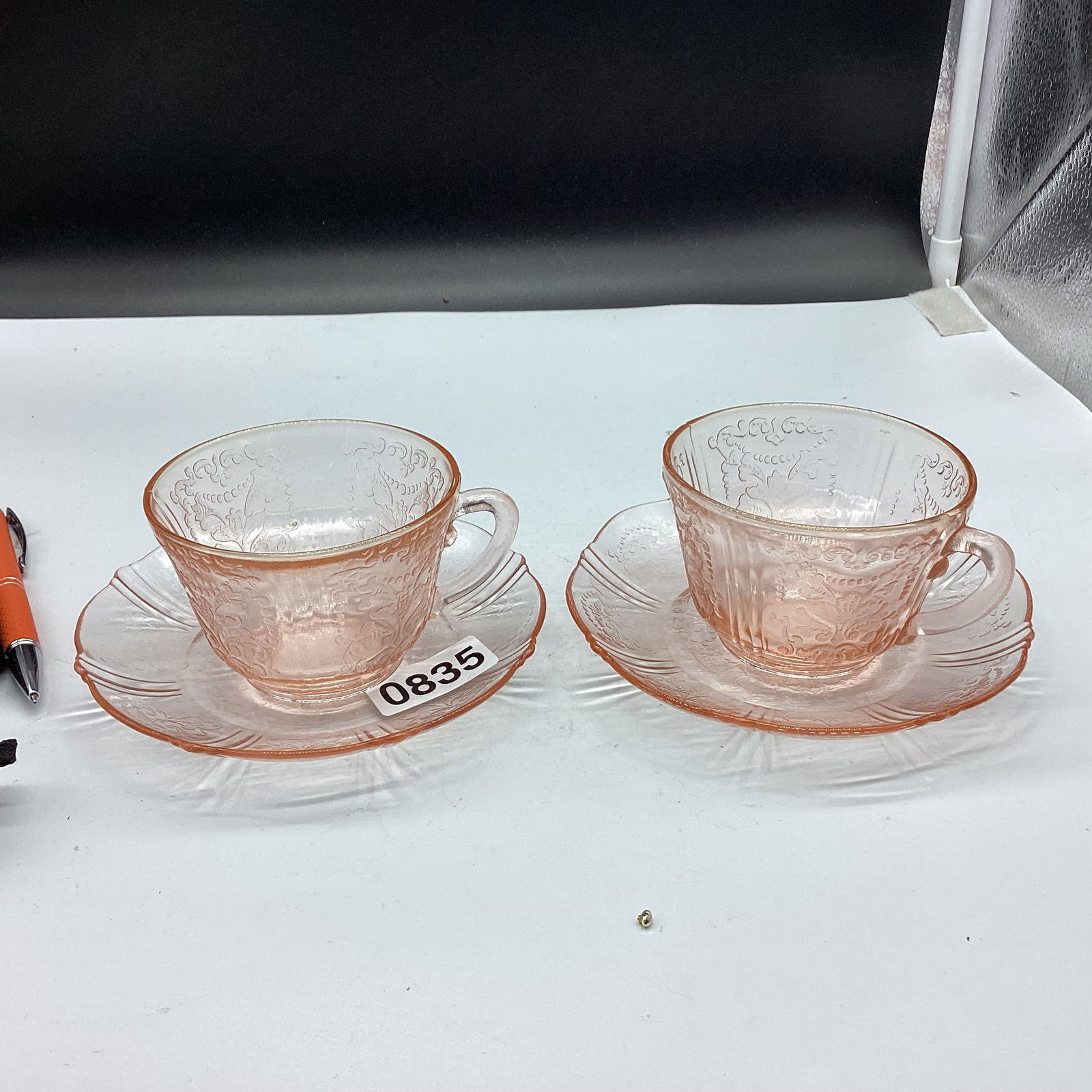 2 DEPRESSION AMERICAN SWEETHEART CUP & SAUCERS (1 of 1)