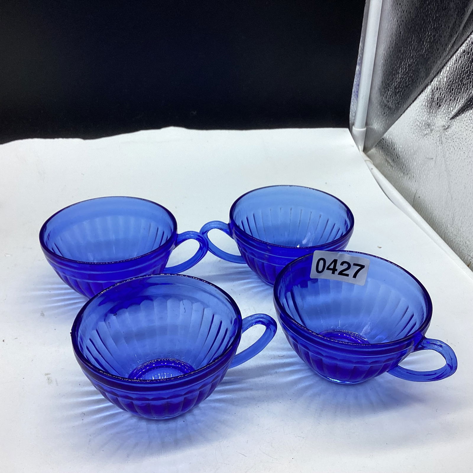 4 DEPRESSION BLUE AUROA CUPS: GOOD SHAPE