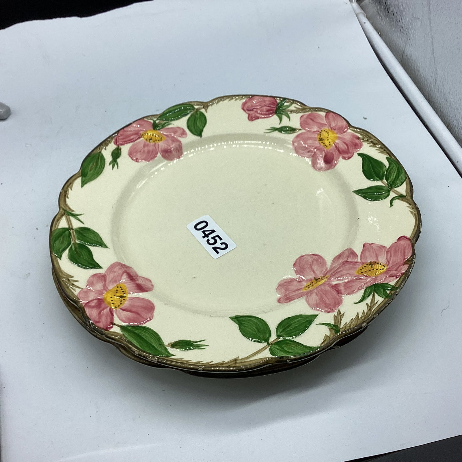 2 FRANCISCAN DESERT ROSE DINNER PLATES (1 of 1)