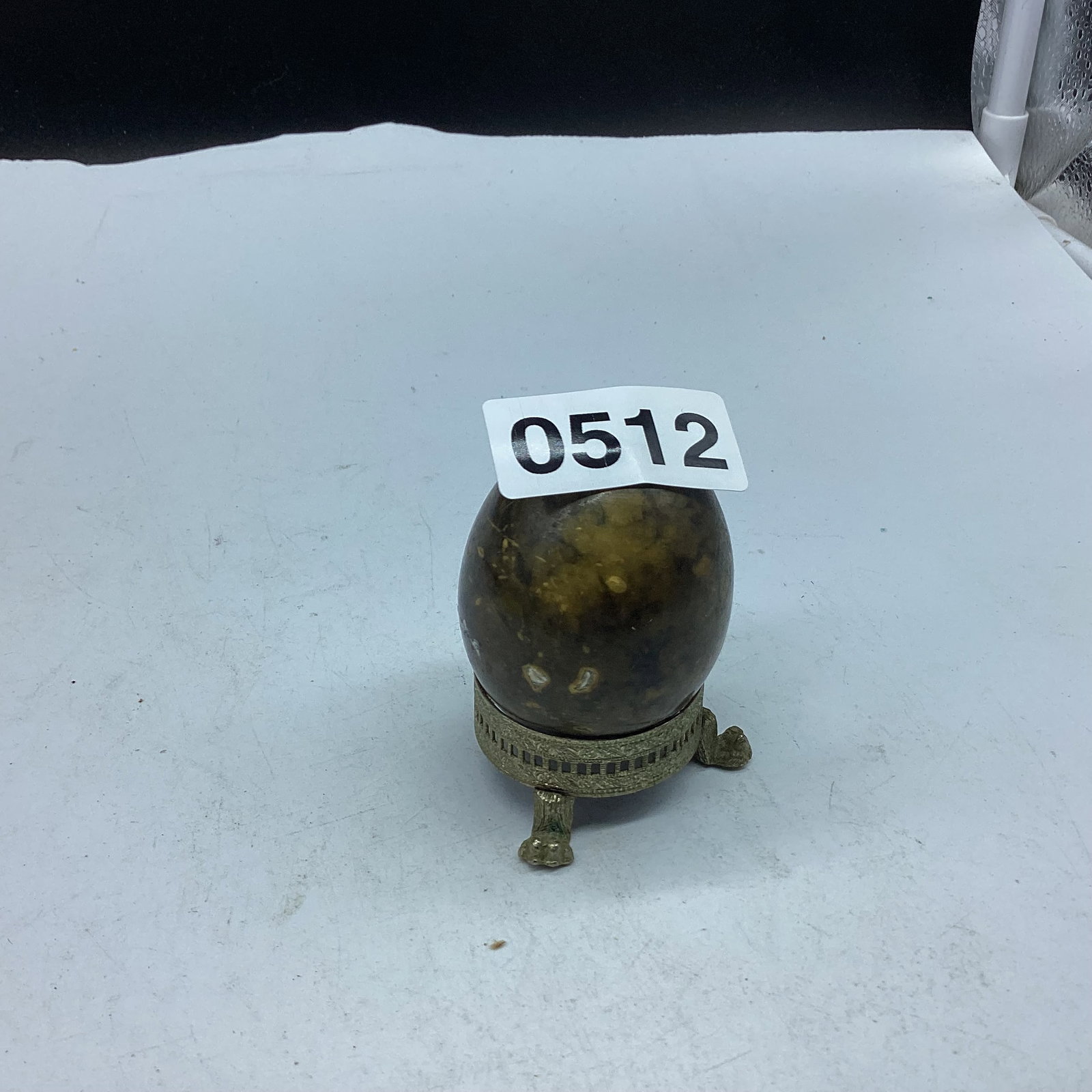 MARBLE EGG W/STAND: GOOD SHAPE