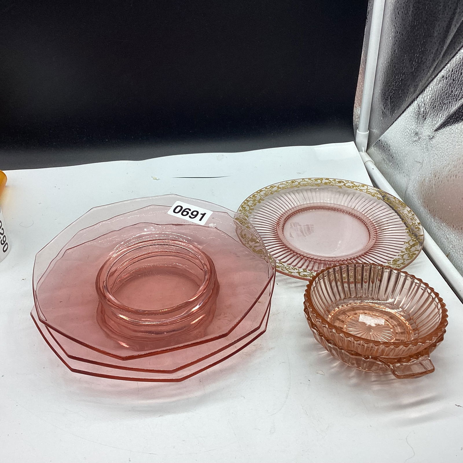 6 PCS. PINK DEPRESSION GLASS (1 of 1)