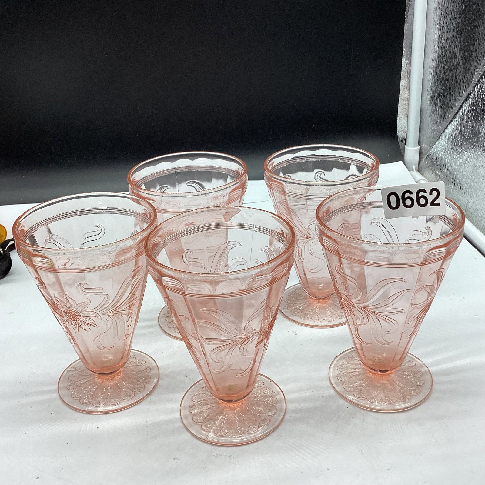5 DEPRESSION SUNFLOWER GLASSES: 4 3/4" TALL GOOD SHAPE