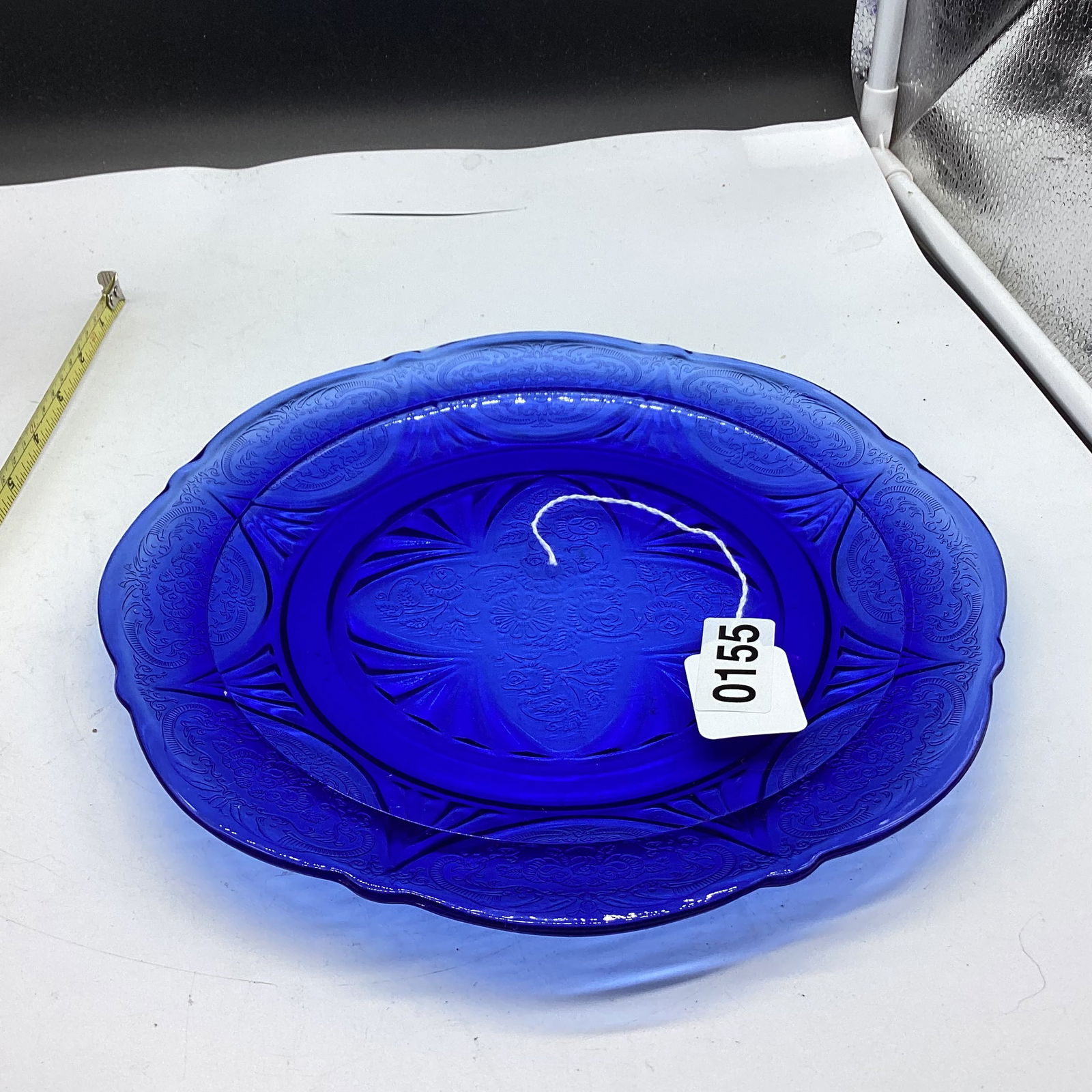 DEPRESSION BLUE ROYAL LACE DINNER PLATE: 10" WIDE GOOD SHAPE