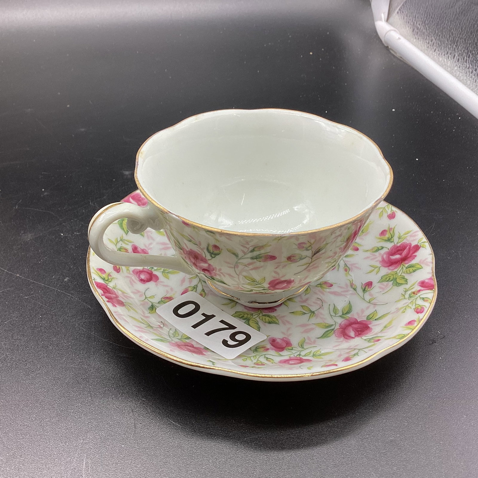 HAND PAINTED PORCELIAN W/FLOWERS CUP & SAUCER BY LEFTON: GOOD SHAPE