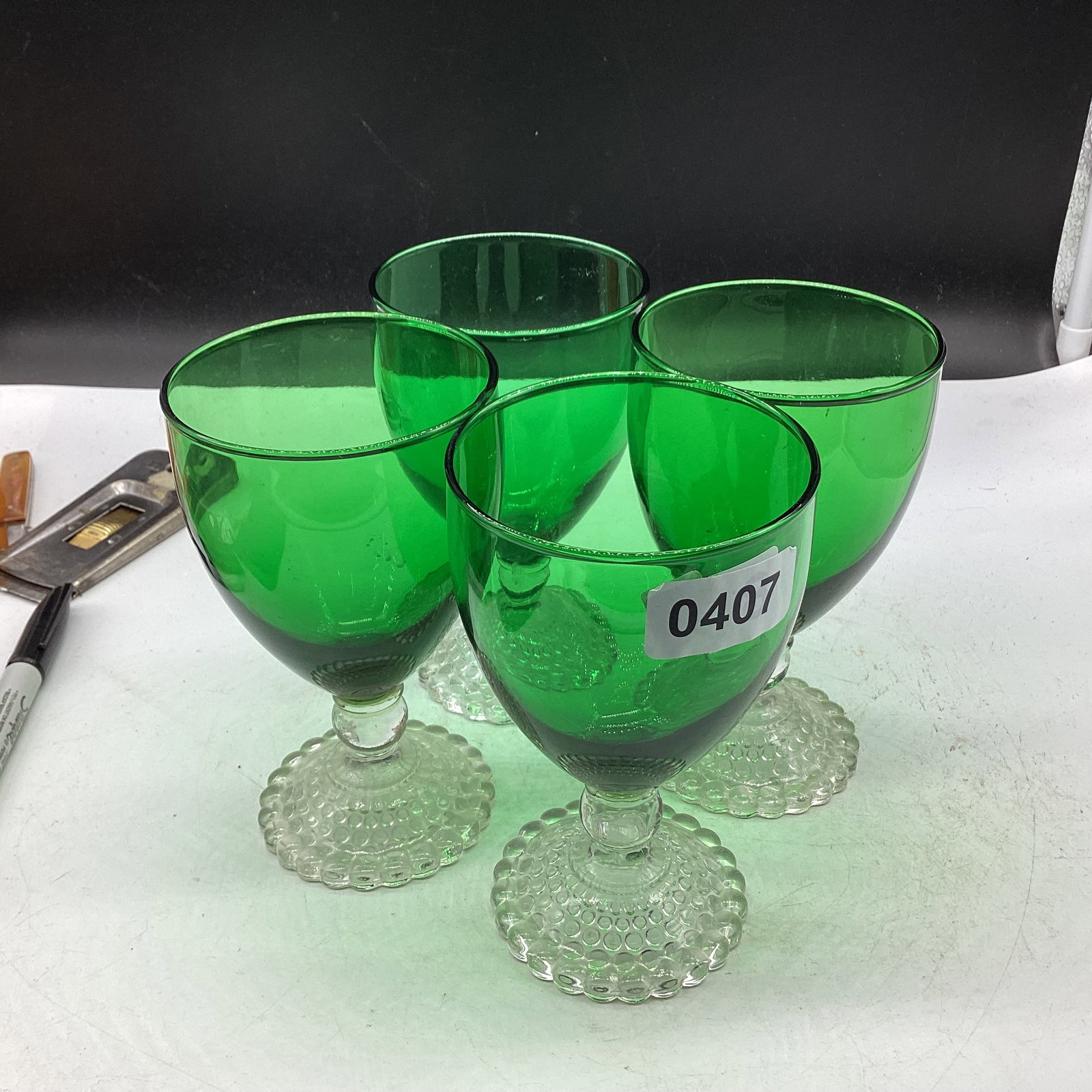 4 DEPRESSION FOREST GREEN WATER TUMBLERS BOOPIE FEET: 5 1/2" TALL GOOD SHAPE