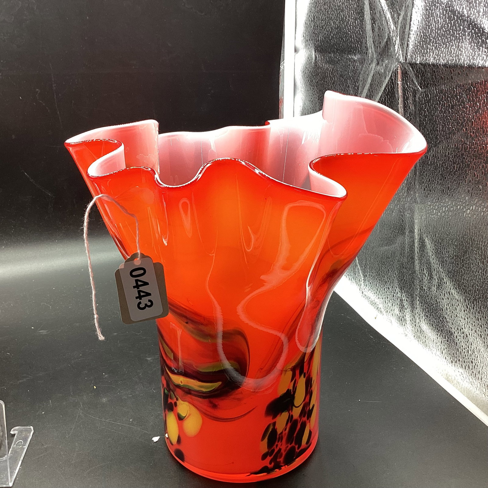 MCM CASED GLASS HAND BLOWN VASE W/RLUFFLED FLARED TOP (1 of 3)