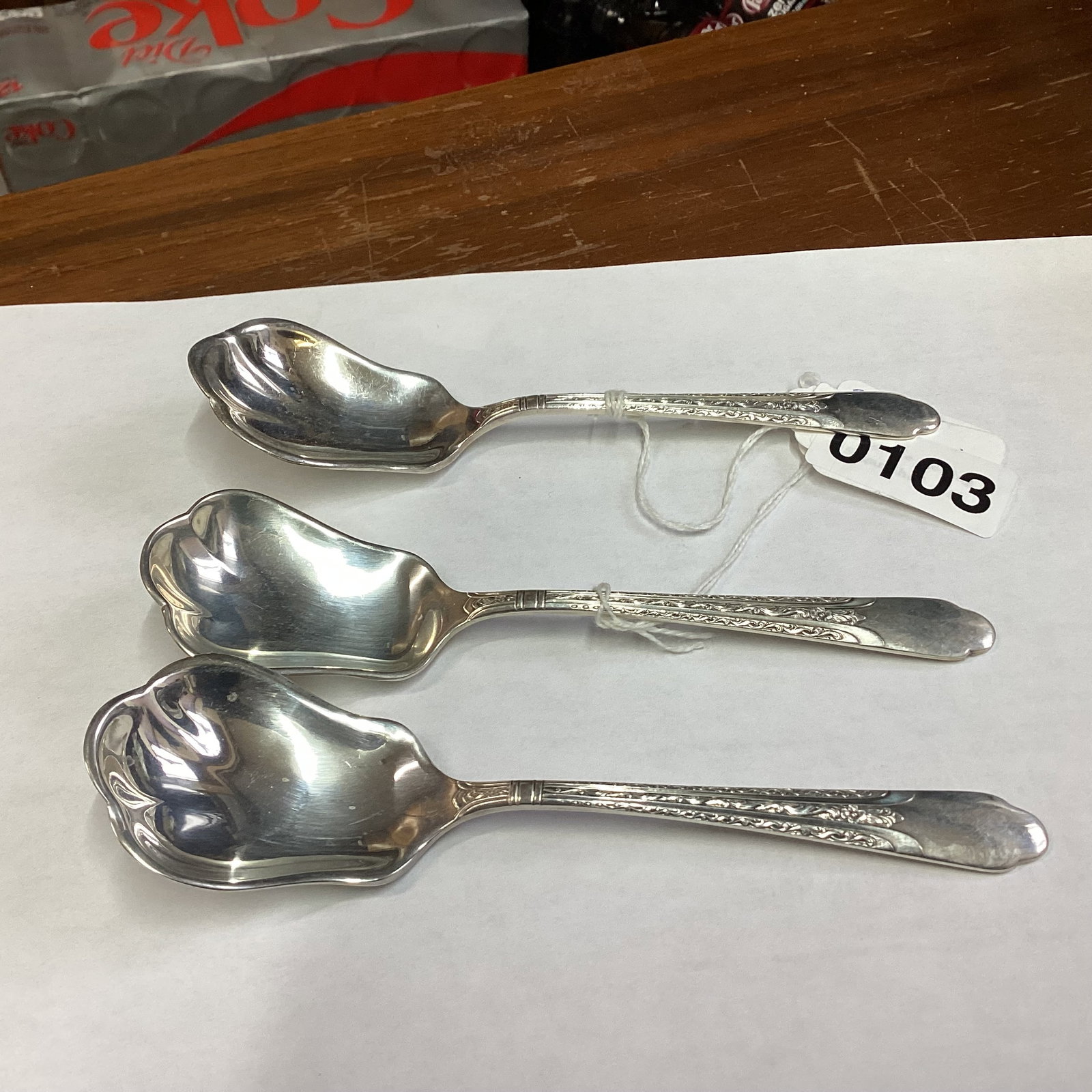 3 STERLING SILVER SUGAR SHELL ELEGANCE PATTERN BY INTERNATIONAL: TOTAL WEIGHT 86 GRAMS