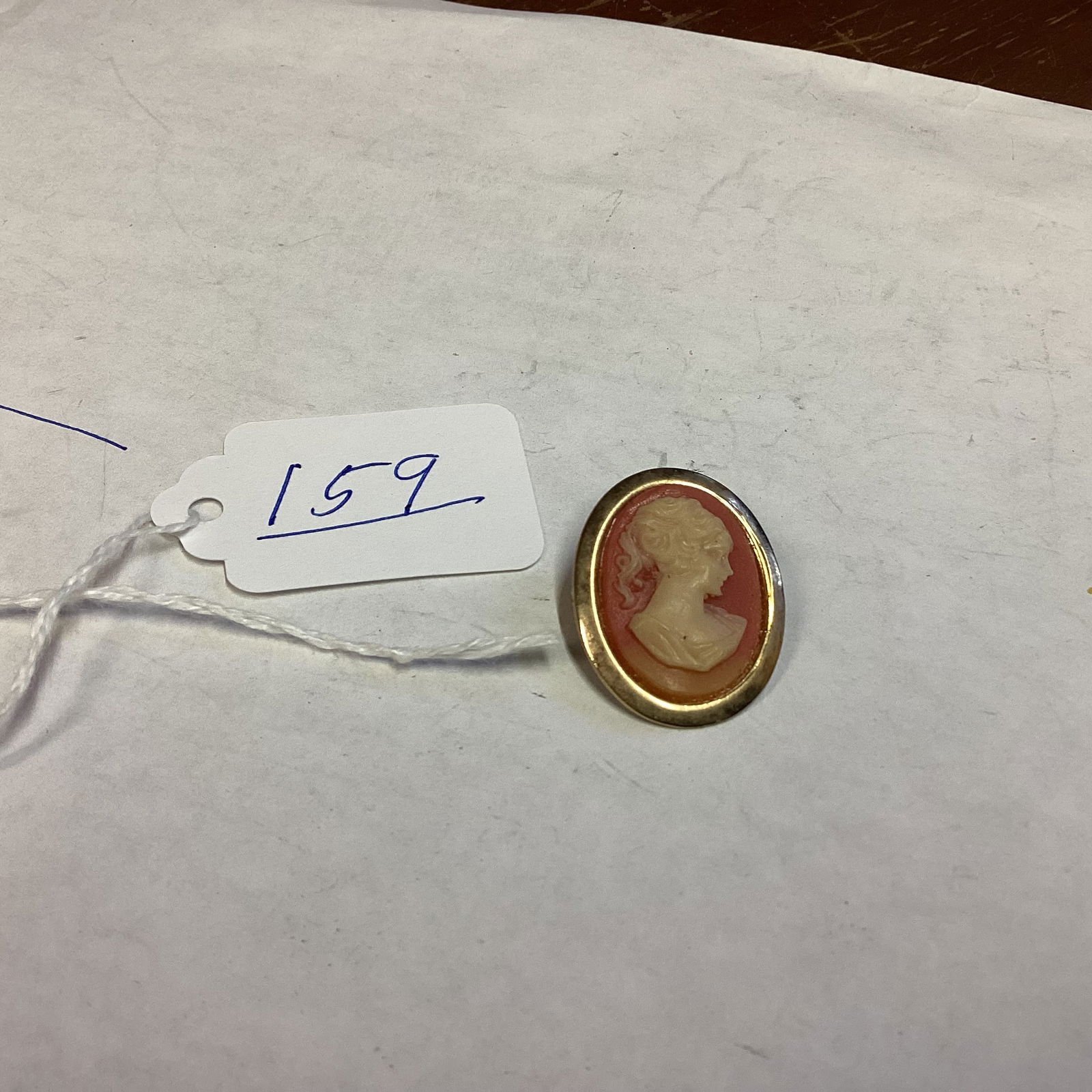 CAMEO BROACH PIN (1 of 2)