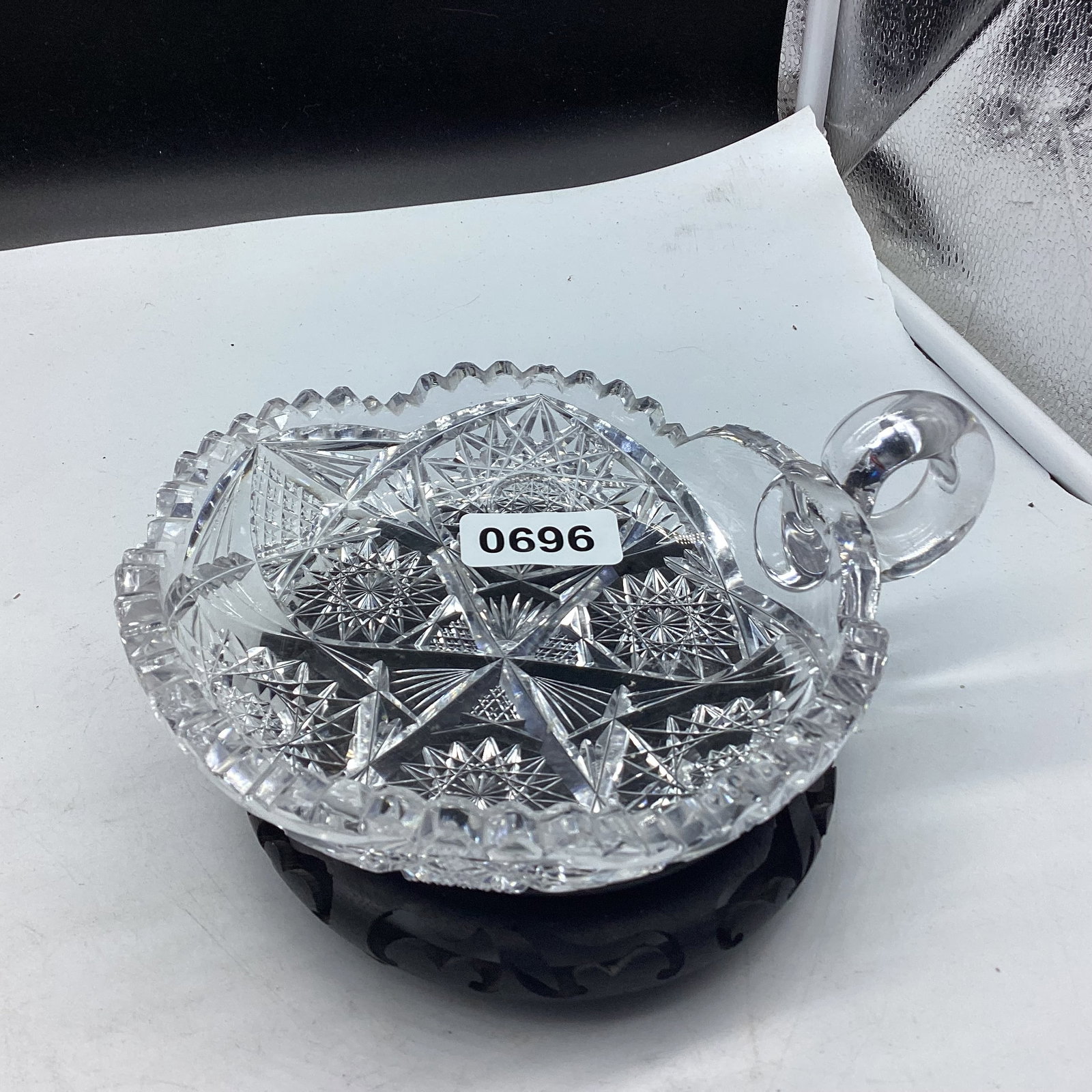 BRILLIANT CUT GLASS HAN DLED NAPPY SIGNED LIBBEY (1 of 1)