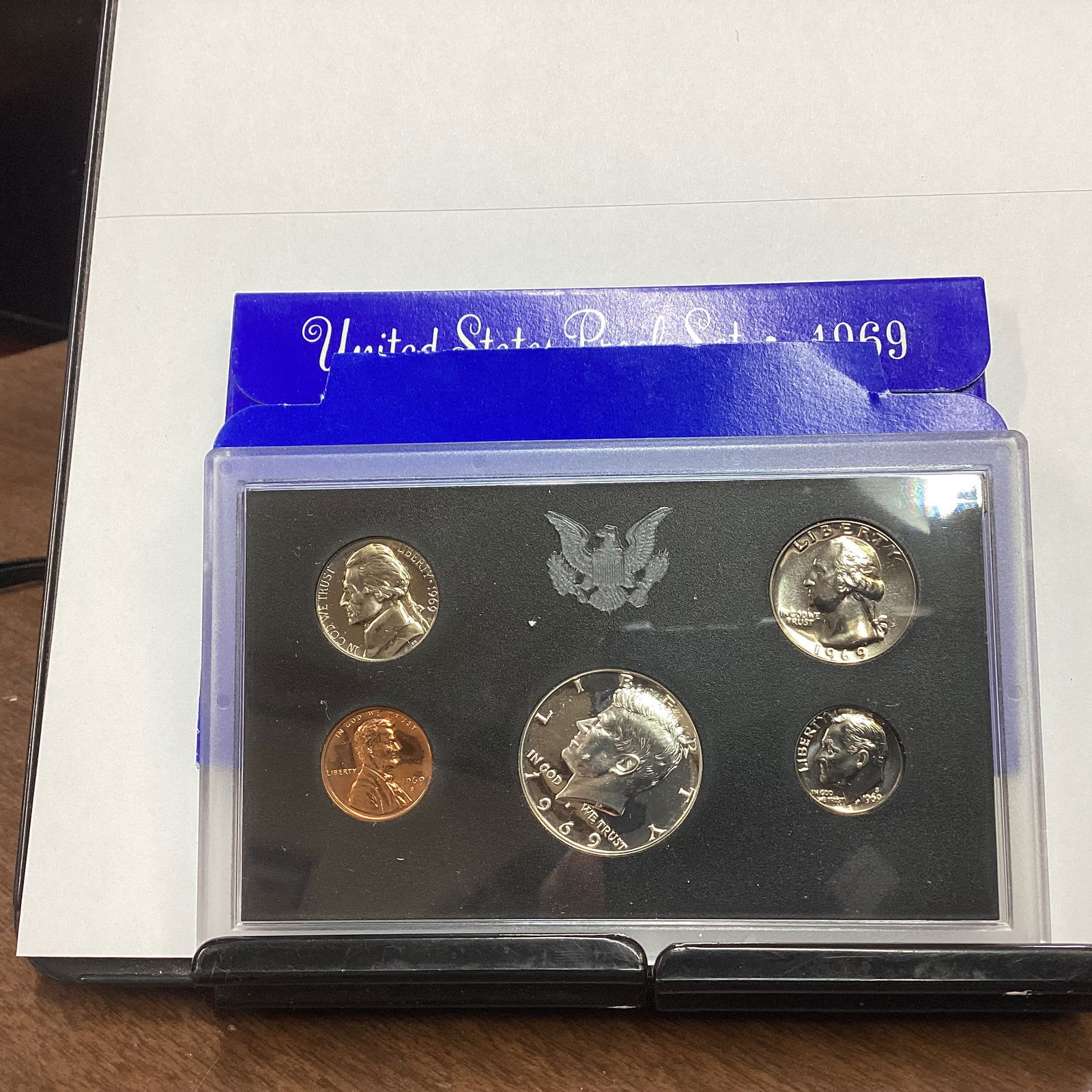 1969 UNITED STATES PROOF SET (1 of 2)