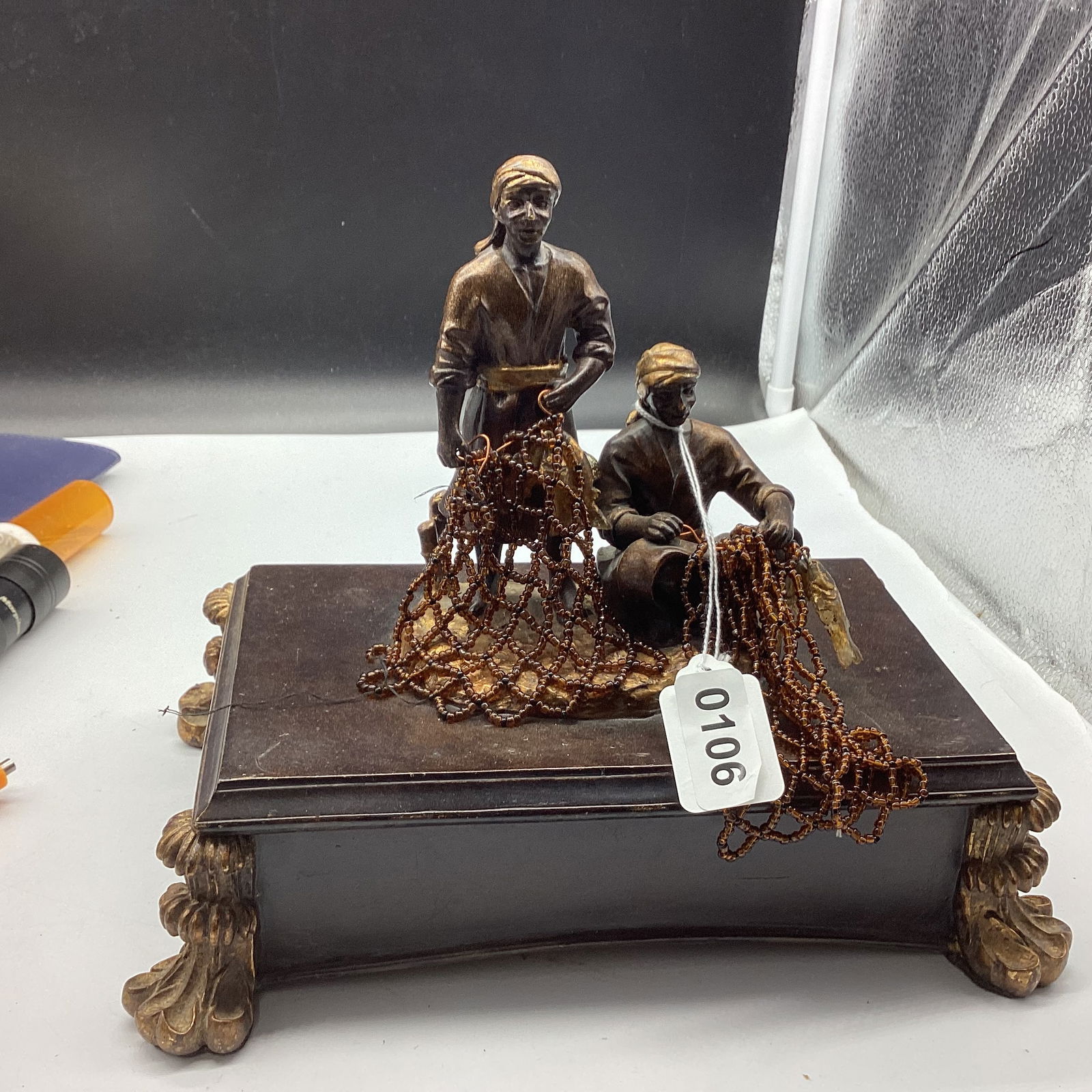 FISHERMAN LIDDED JEWERLY BOX: 9 1/2" W X 6 3/4" TALL GOOD SHAPE