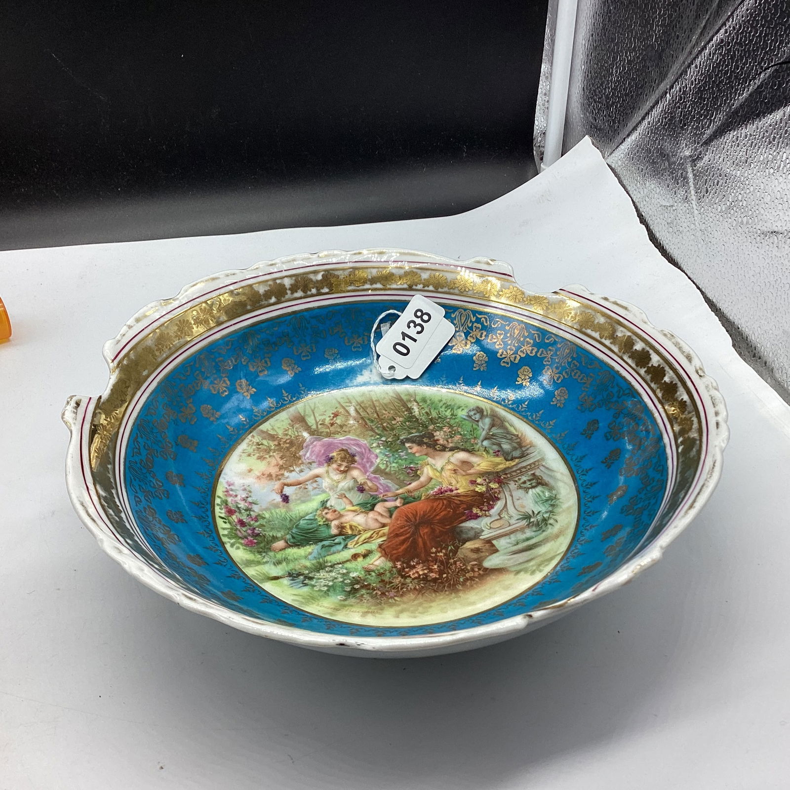 HAND PAINTED PORTAIT BOWL MADE IN AUSTRIA: 10" W GOOD SHAPE