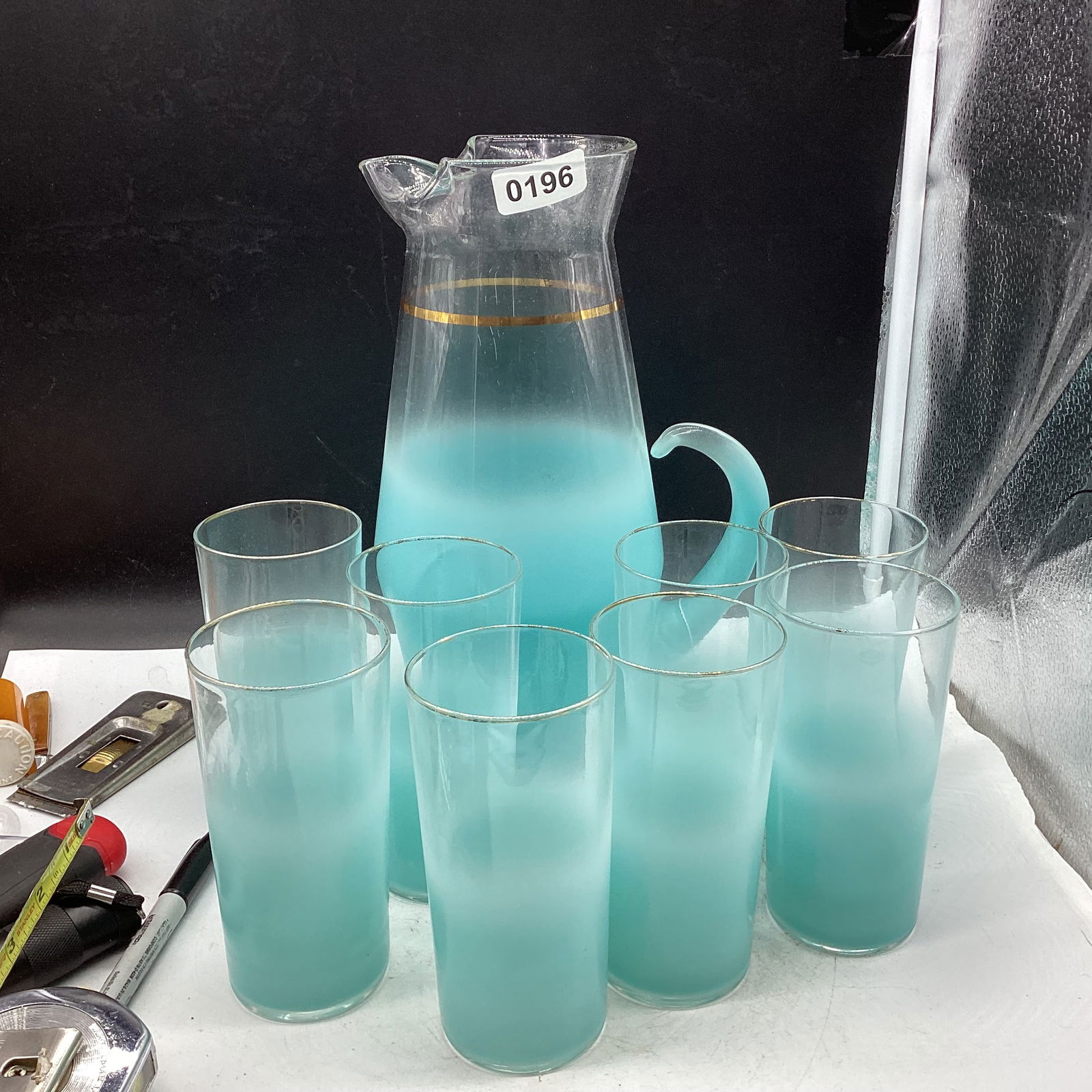 BLUE WEST VIRGINA BLENDO PITCHER & 8 GLASSES: 11 1/2" T GLASSES 5 1/2" TALL GOOD SHAPE
