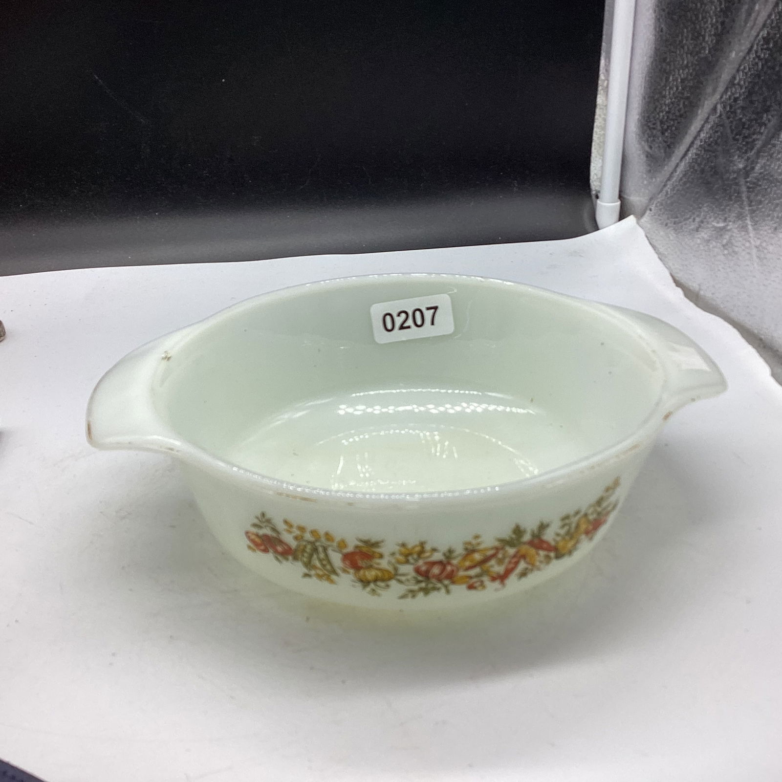 VINTAGE FGIRE KLIONG HARVEST BAKING DISH: 7 1/4 GOOD SHAPE