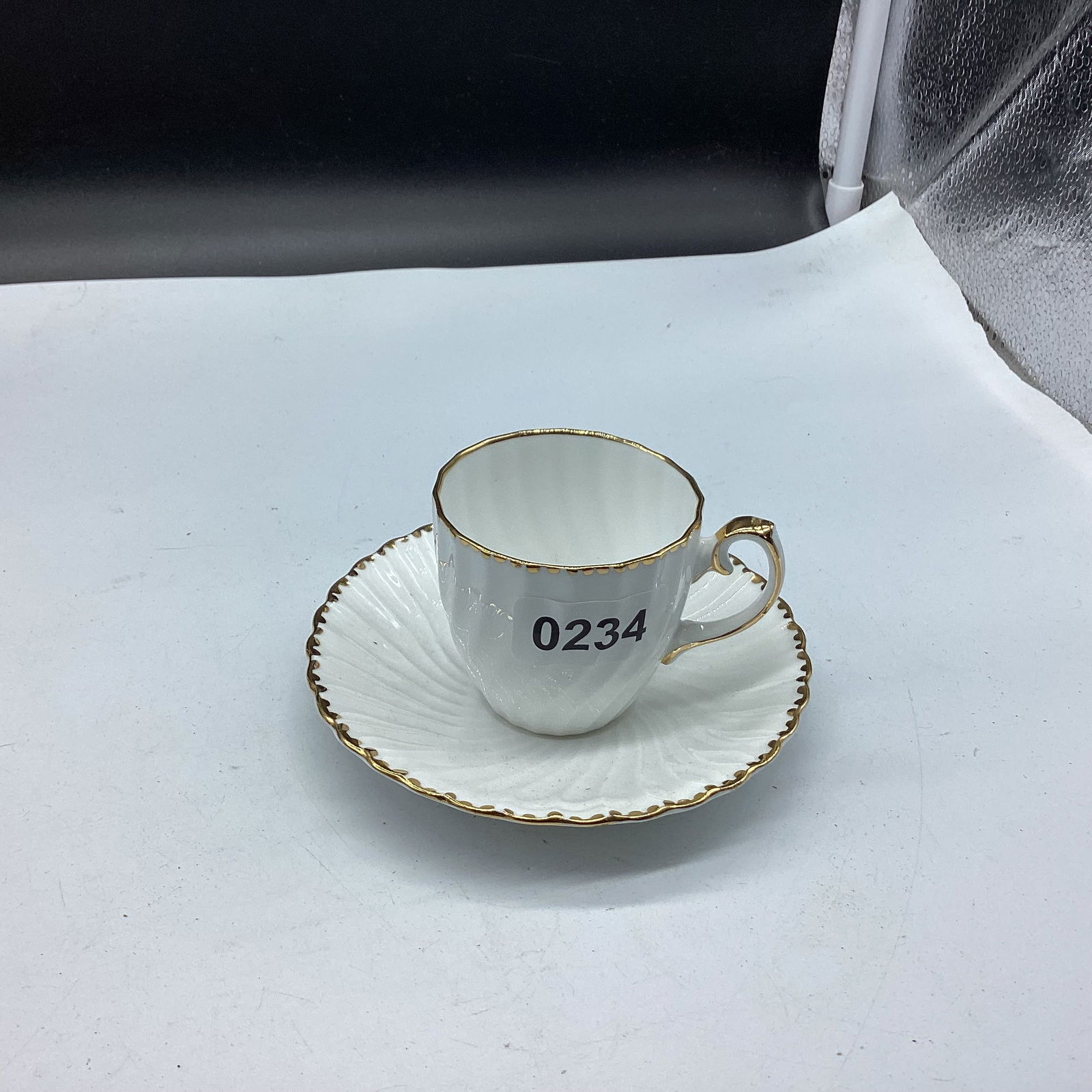 GLADSTON BONE CHINA MADE IN ENGLAND DEMITASSIE CUP & SAUCER: GOOD SHAPE