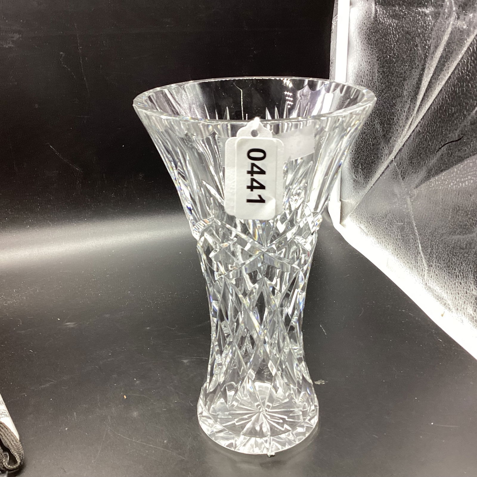 VINTAGE BRILLIANT CUT GLASS VASE: 9" TALL GOOD SHAPE