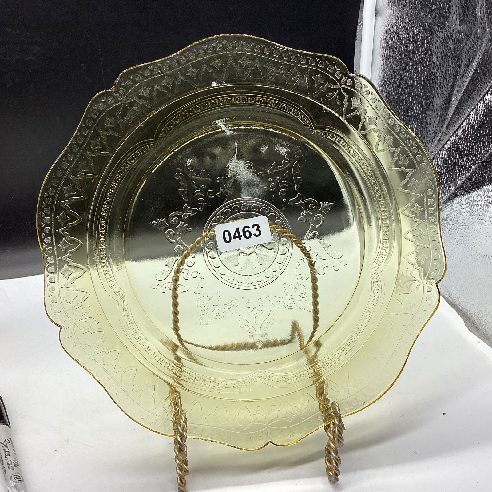 DEPRESSION SPOKE DINNER PLATES (1 of 1)