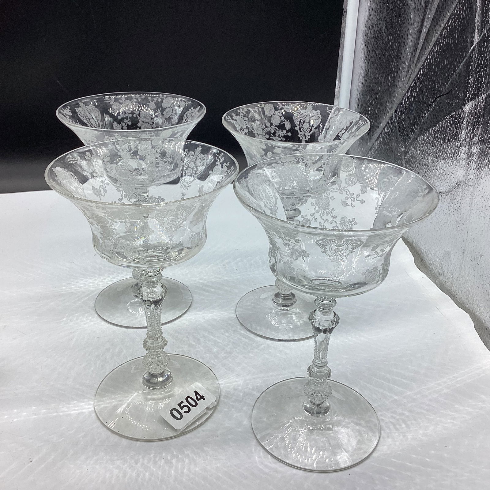 4 CAMBRIDGE ROSE POINT TALL SHERBERTS POPCORN STEM (1 of 2)