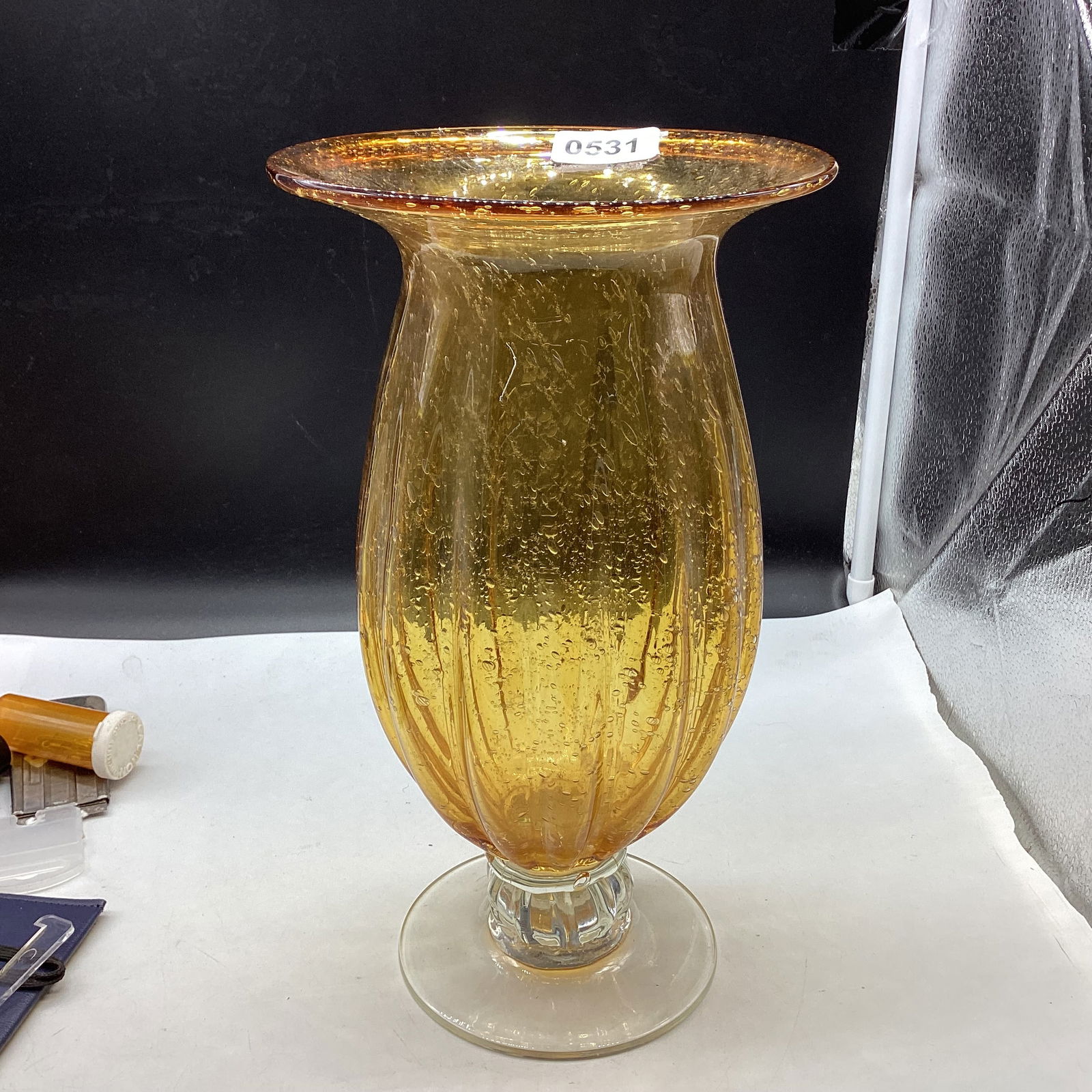 ART GLASS MURANO SMALL BUBLE DESIGN VASE: 11 3/4 TALL GOOD SHAPE