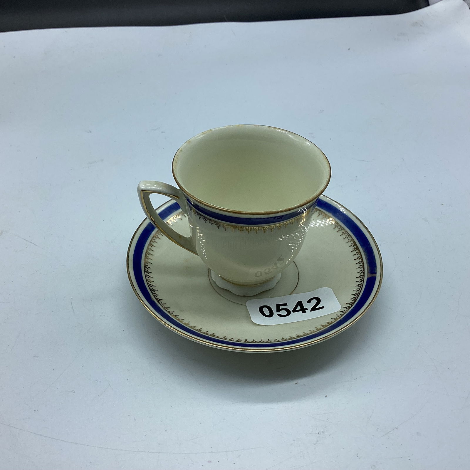 PORCELIAN DEMITASSIE CUP & SAUCER CZECHODLOVAKIA: GOOD SHAPE