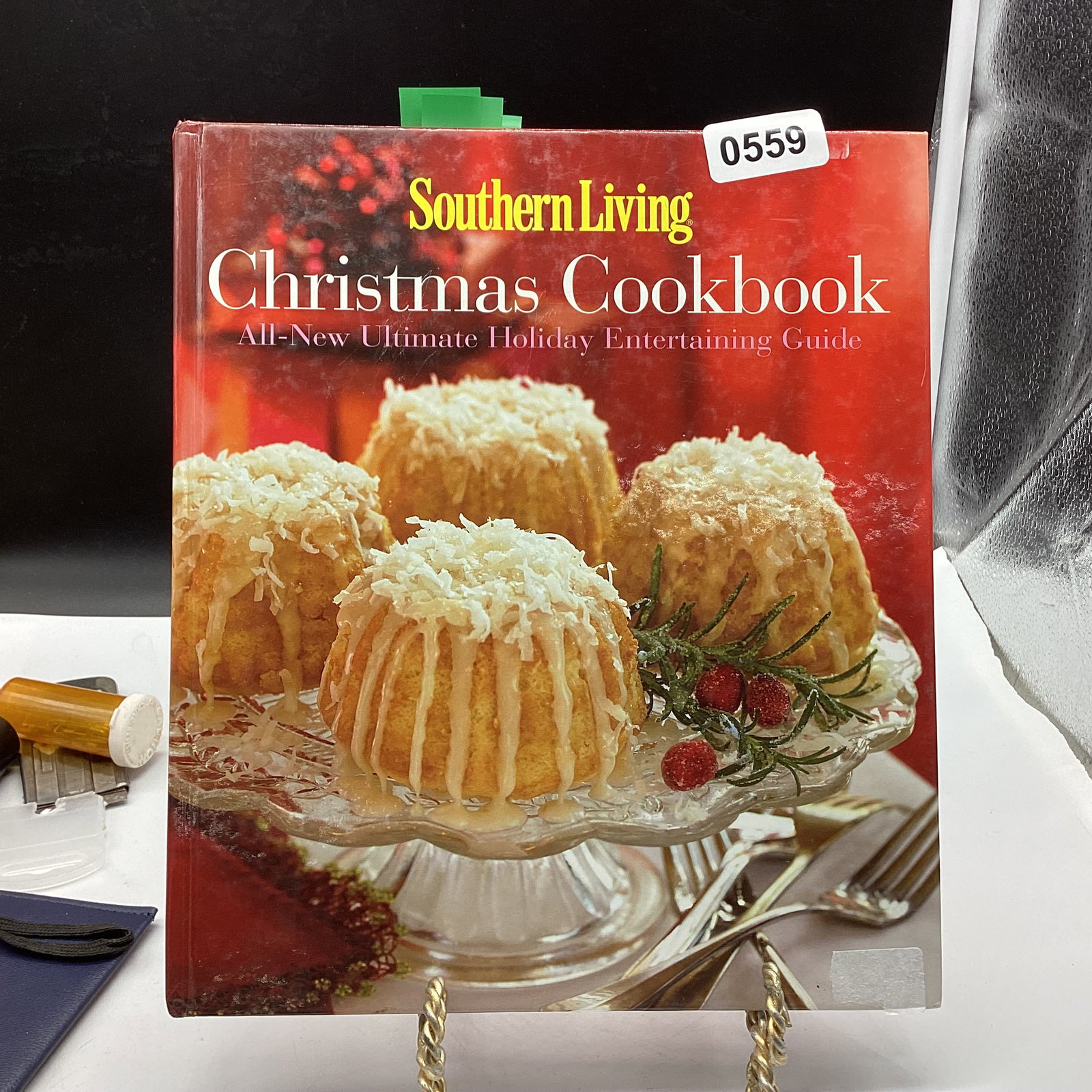 2008 CHRISTMAS SOUTHERN LIVING COOK BOOK: GOOD SHAPE