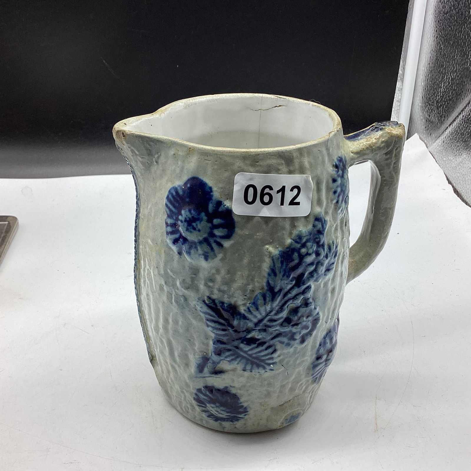 VINTAGE BLUE & WHITE STONEWARE PITCHER: FEW CHIPS 6 1/2" TALL