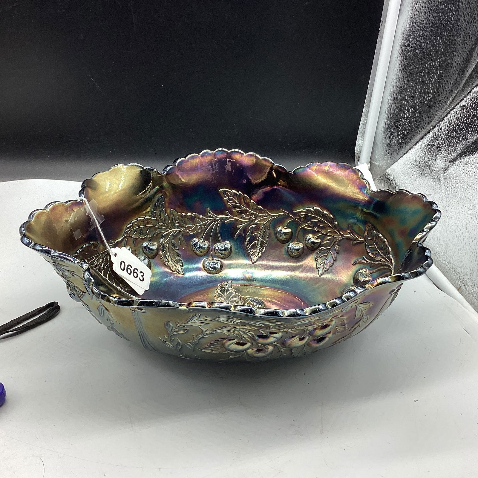 VINTAGE LARGE AMETHYST OVAL CHERRIES PATTERN CARNIVAL GLASS FOOTED BOWL (1 of 3)