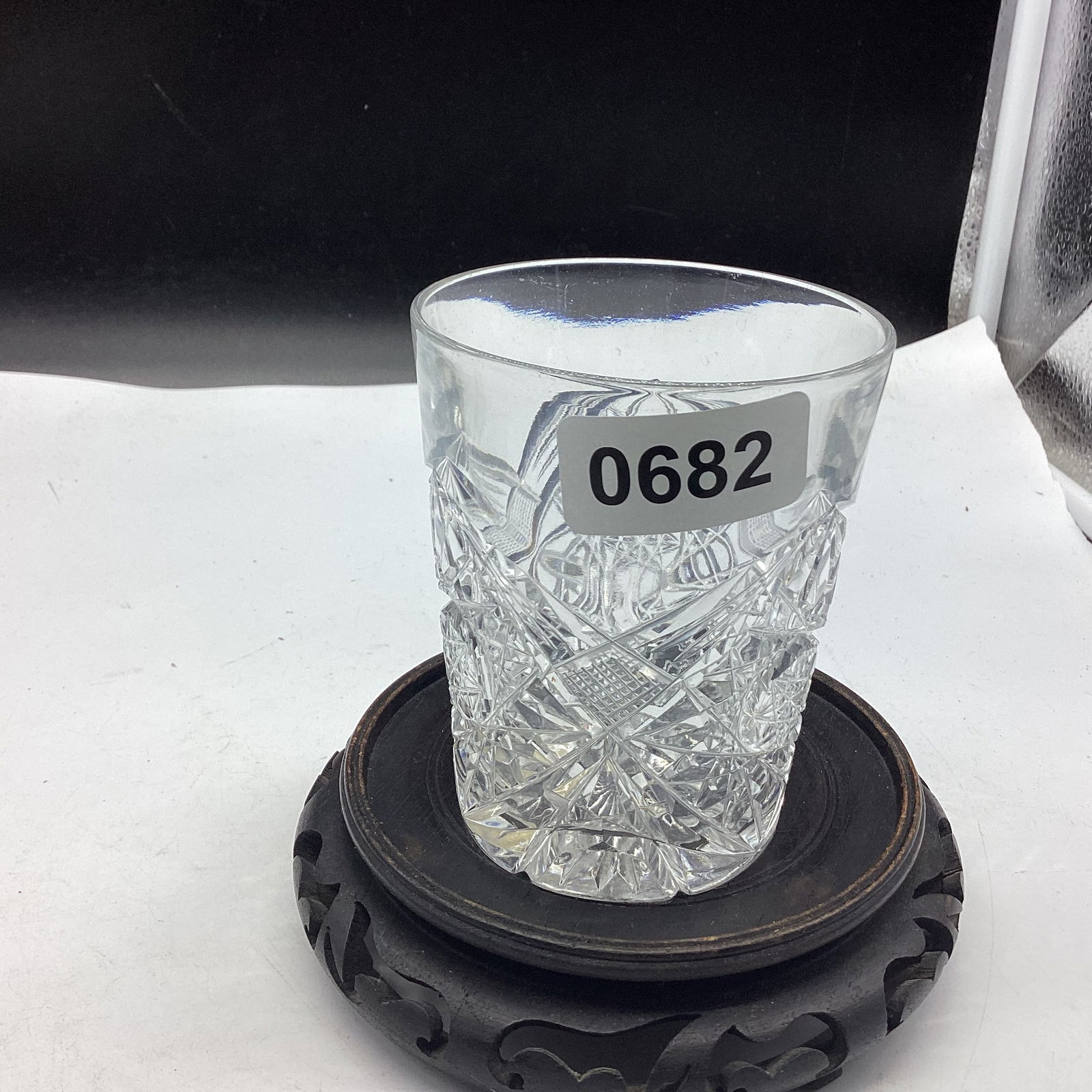 BRILLIANT CUT GLASS TUMBLER (1 of 1)