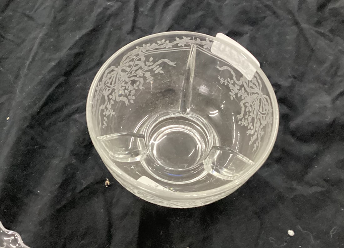 FOSTORIA JUNE SEAFOOD ICE BOWL: 3 X 4 3/4 GOOD SHAPE