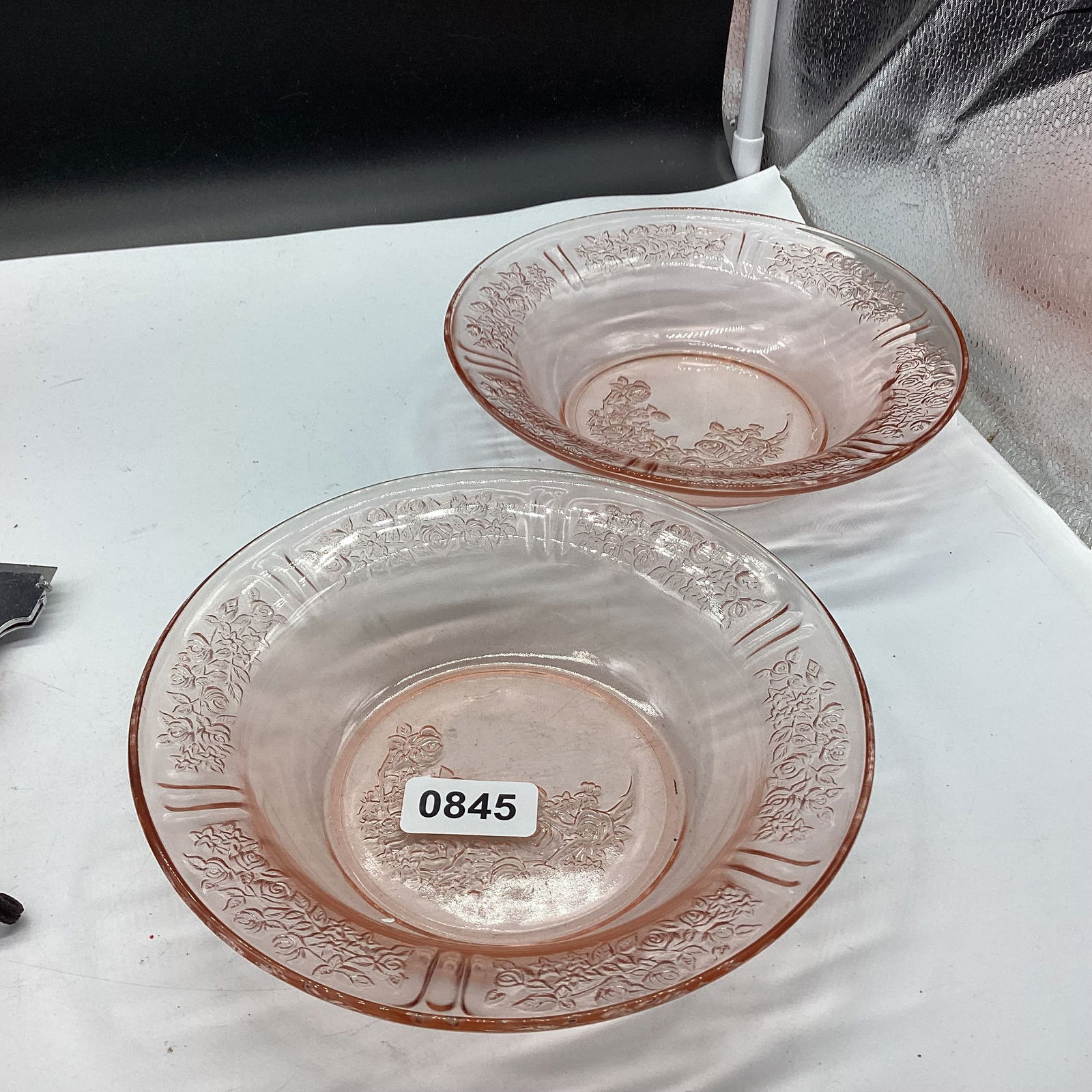 2 DEPRESSION CABBAGE ROSE FLAT SOUP BOWLS (1 of 1)