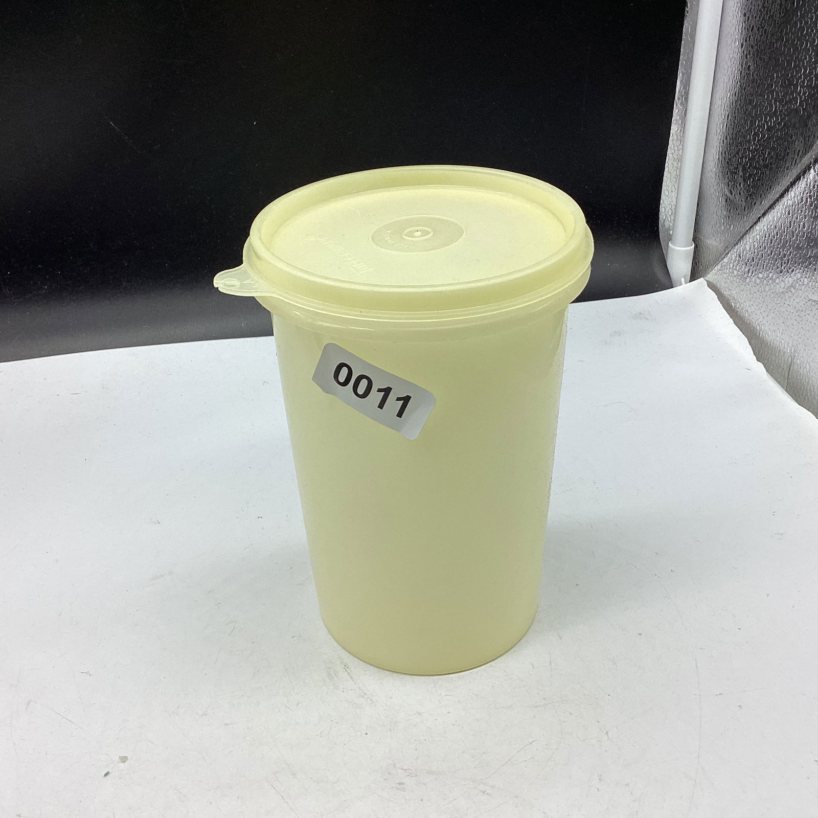 SMALL TUPPERWARE CANISTER (1 of 1)