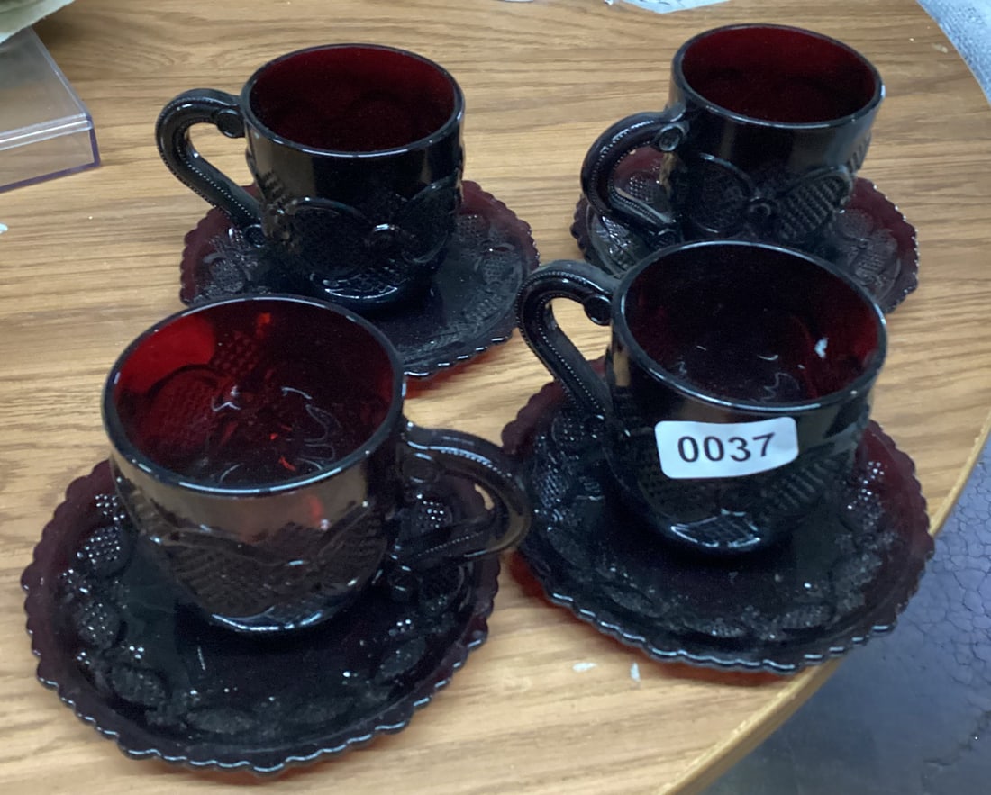 4 AVON CAPE COD CUP & SAUCERS: GOOD SHAPE