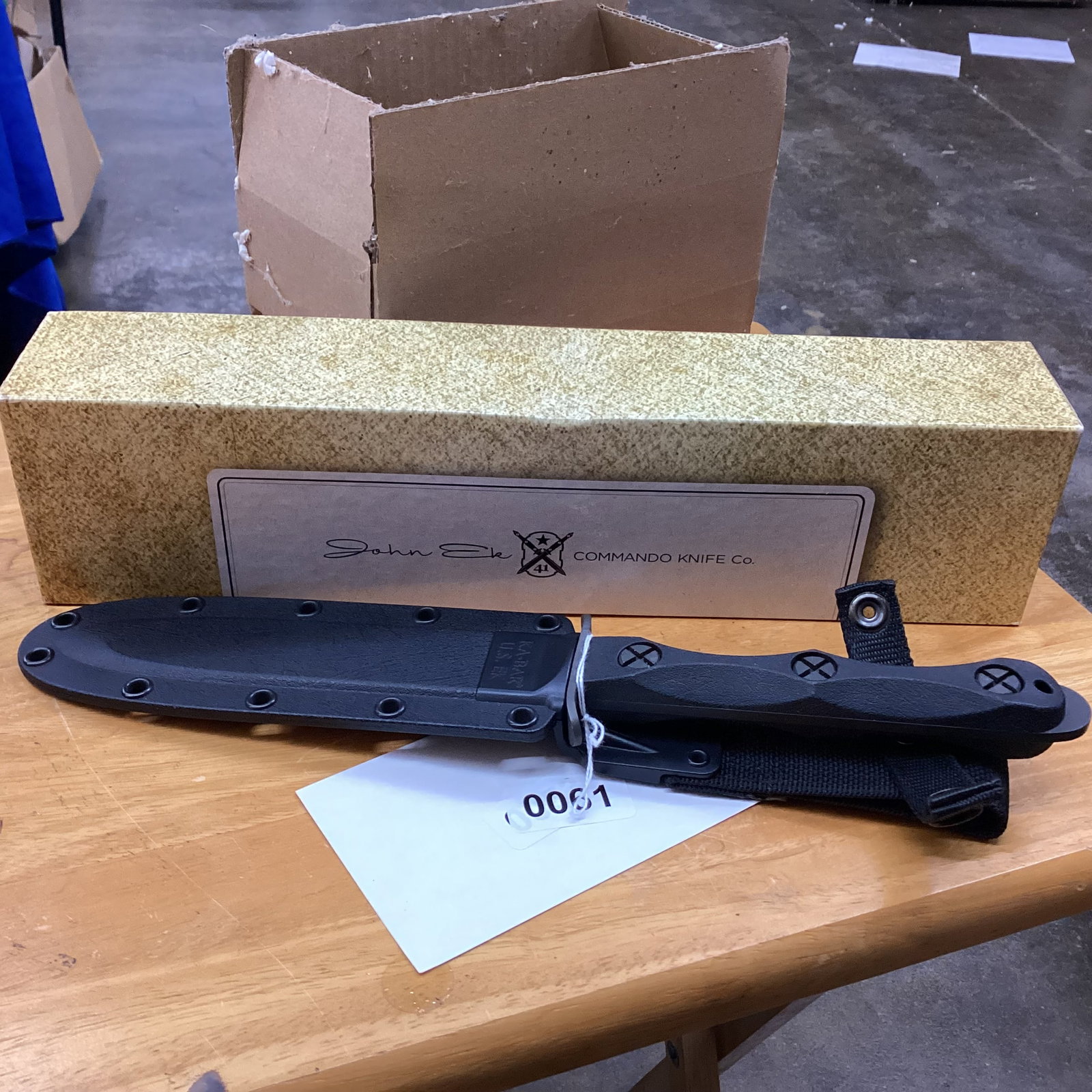 ka-bar ek commando ex44 fixed blade in box: never used or carried