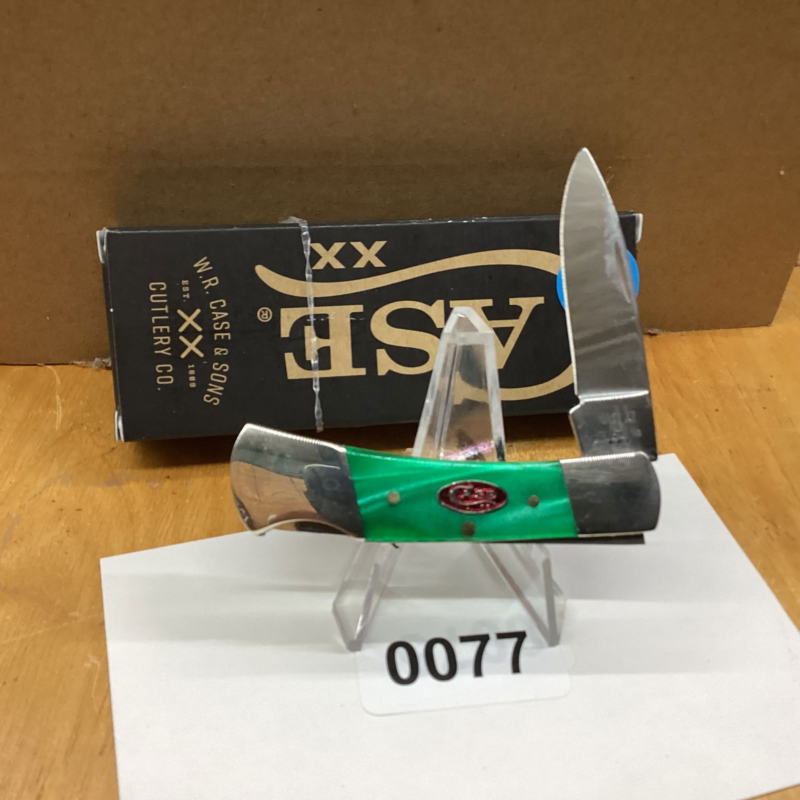 case xx 2026 green pearl kirknite smooth lockback: new in box