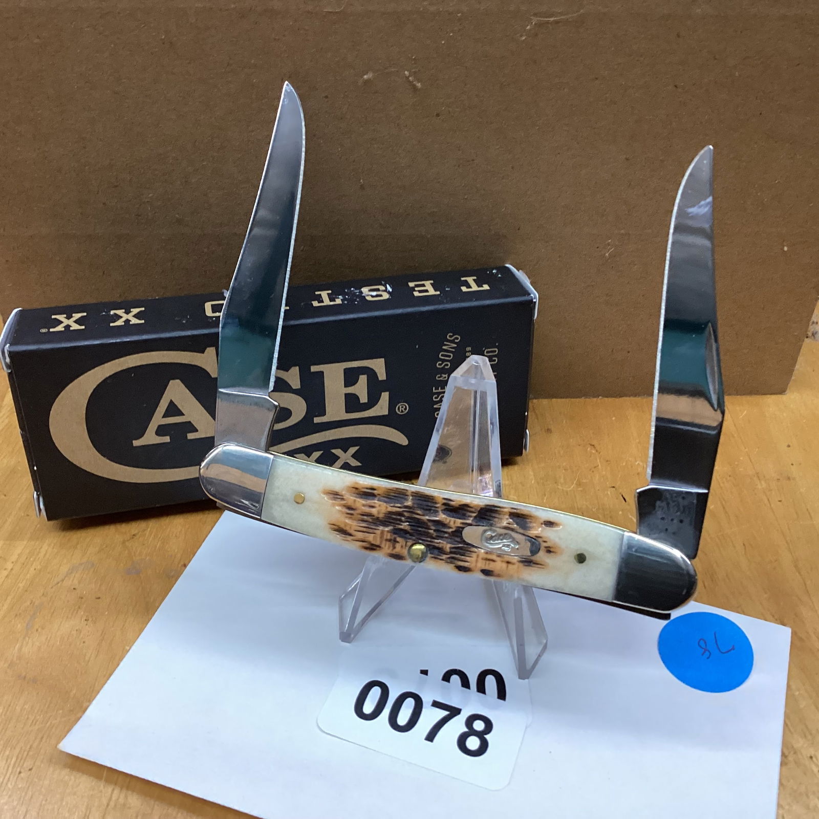 case xx 2025 amber bone peach seed jig muyskrat: new in box