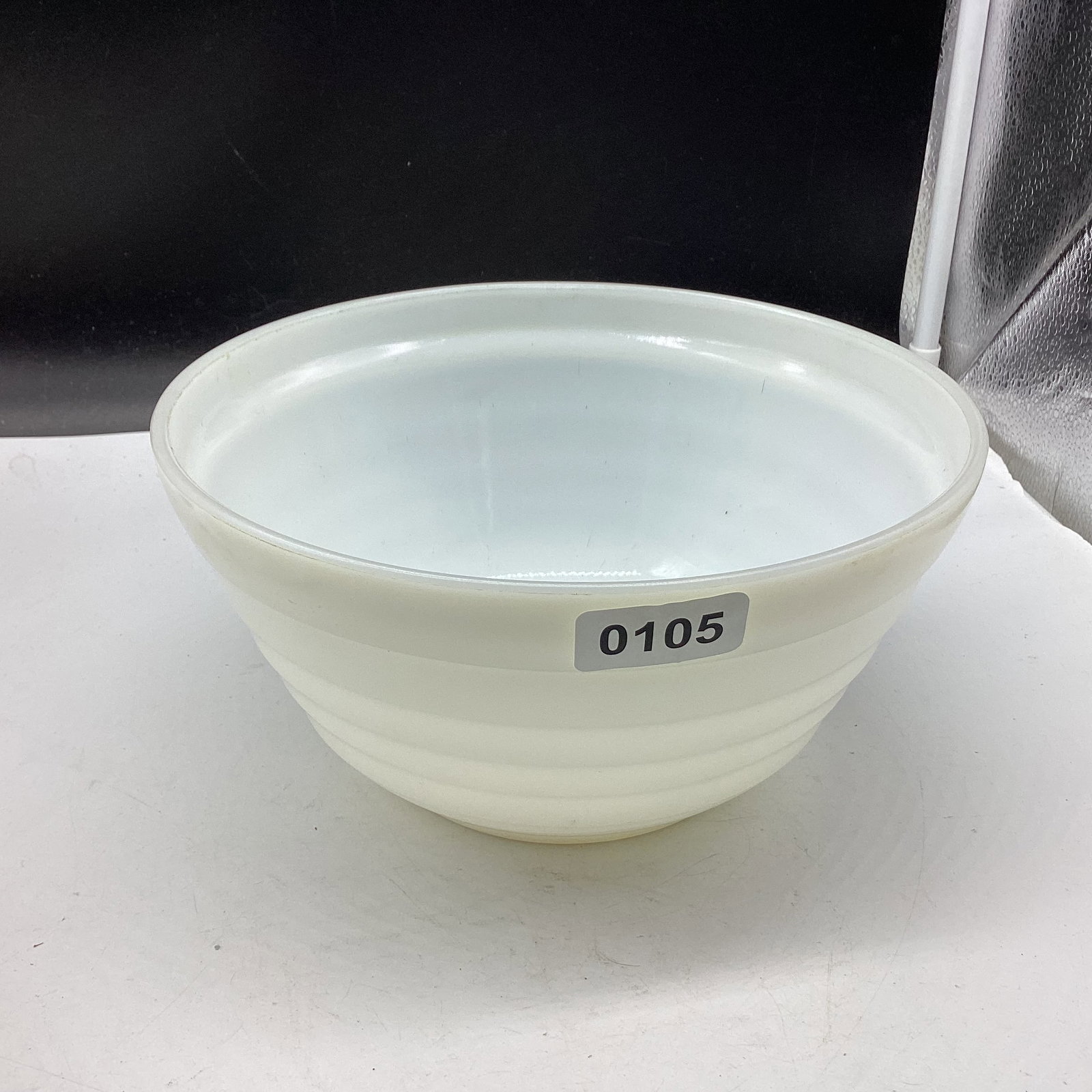 MILK GLASS MIXING BOWL: 8 3/4" WIDE GOOD SHAPE