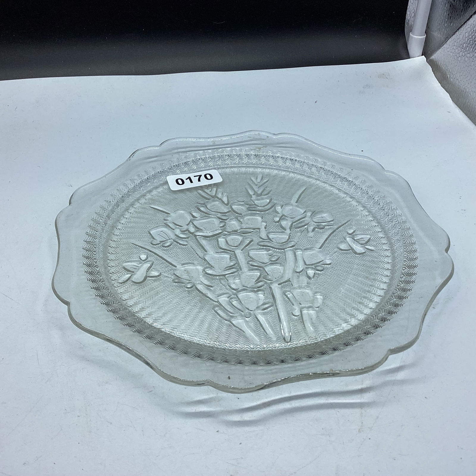 DEPRESSION IRIS & HERRINGBONE DINNER PLATE: 9 1/2" W GOOD SHAPE