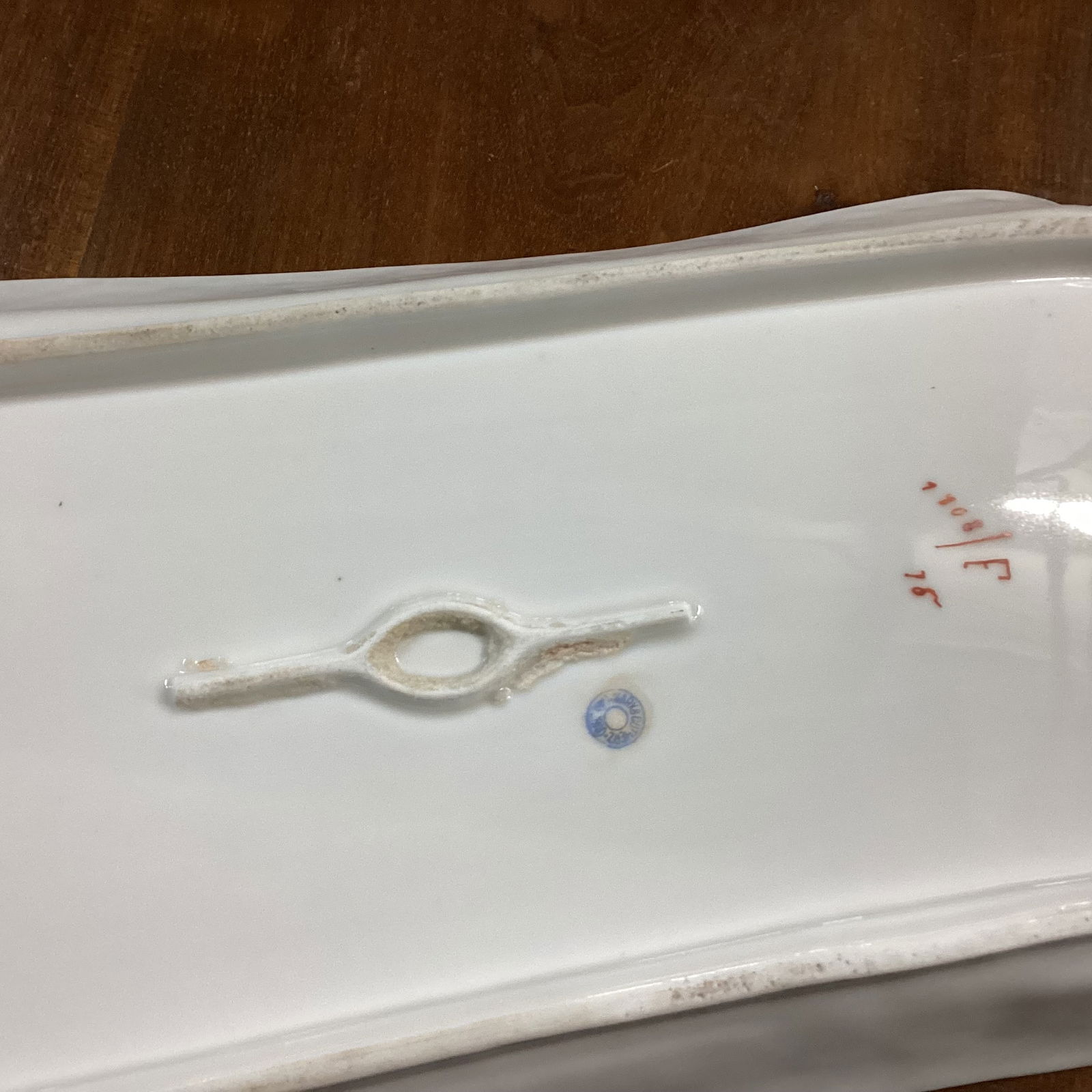 9 PC. PORCELIAN HAND PAINTED FISH SET - 4